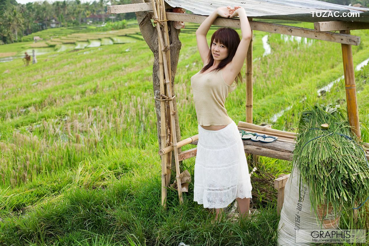 Graphis_Minori Hatsune 初音みのり First Gravure 初脱ぎ娘 写真集[47P]