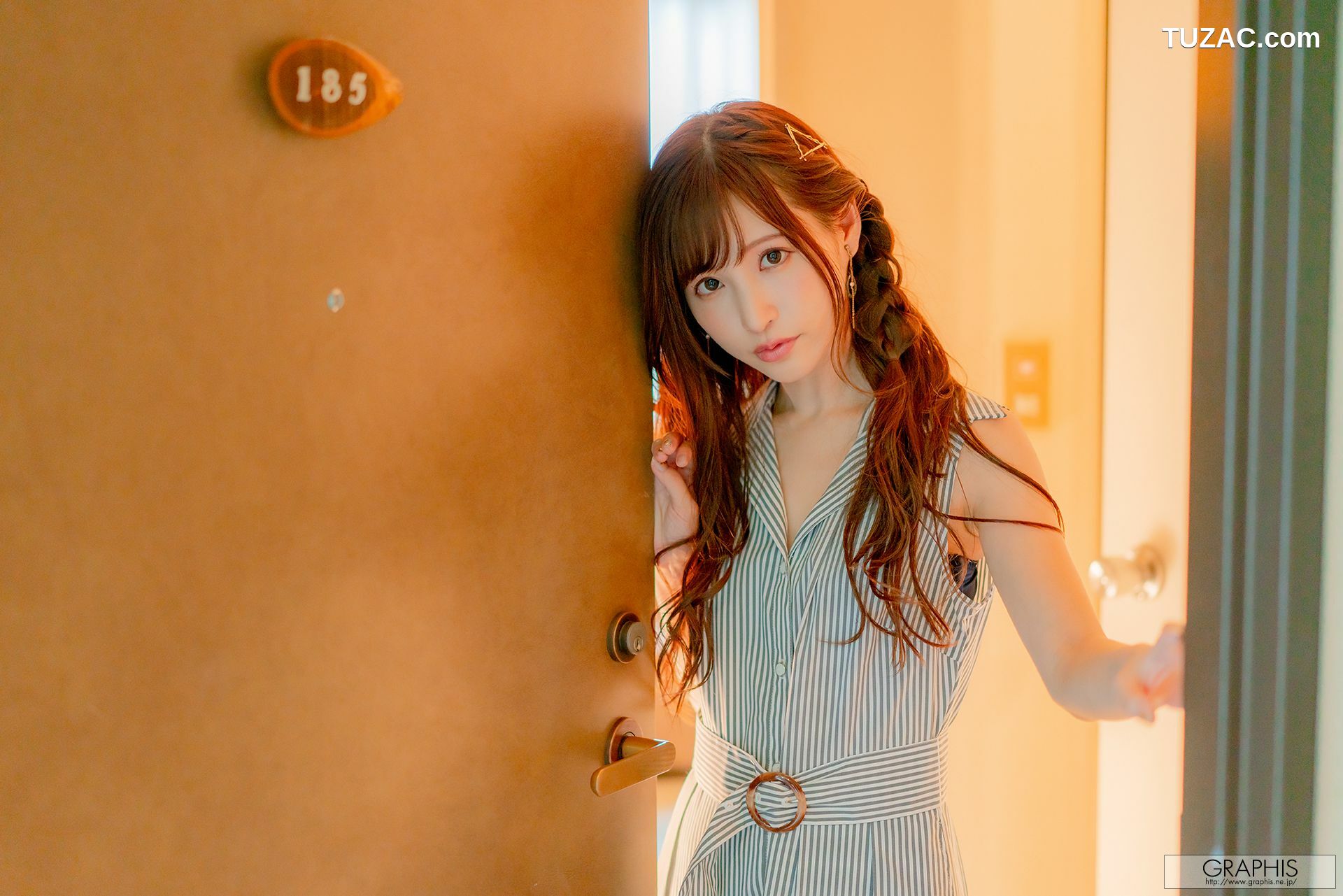 Graphis_Moe Amatsuka 天使もえ《HONEY》 Gals456 写真集[56P]