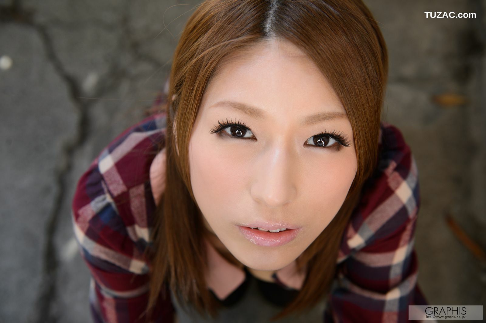Graphis_Nami Hoshino 星野ナミ First Gravure 初脱ぎ娘 写真集[32P]