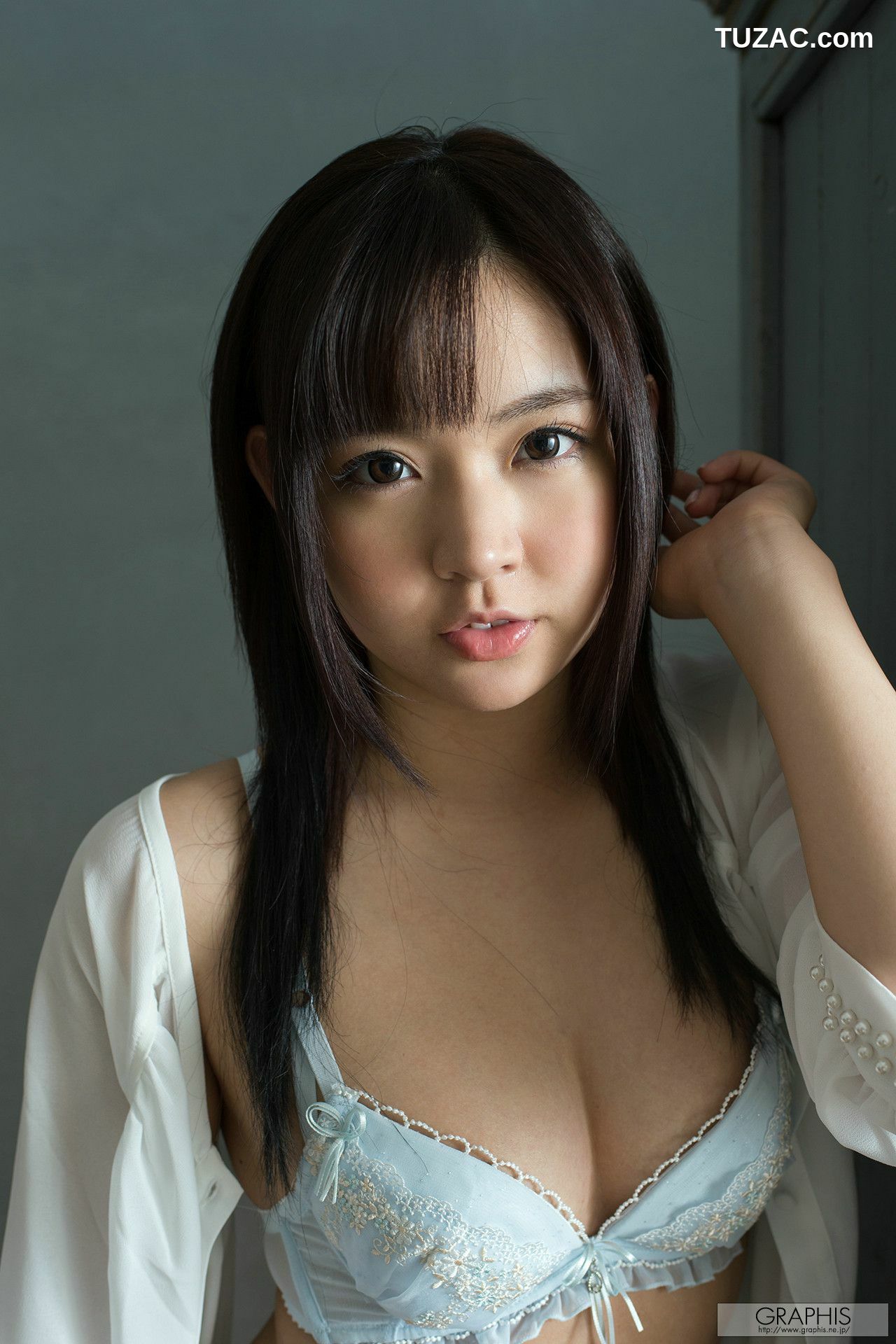 Graphis_Nana Ayano 綾乃なな《Everywhere》 Gals 写真集[29P]