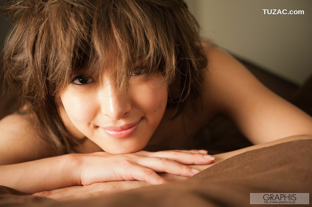 Graphis_Nana Ninomiya 二宮ナナ First Gravure 初脱ぎ娘 写真集[31P]