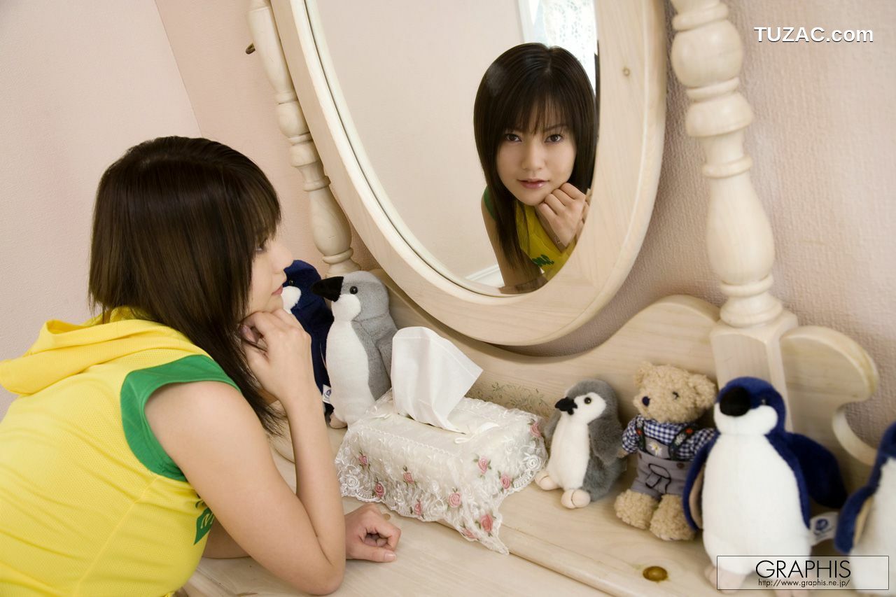 Graphis_Riria Himesaki 姫咲りりあ First Gravure 初脱ぎ娘 写真集[17P]