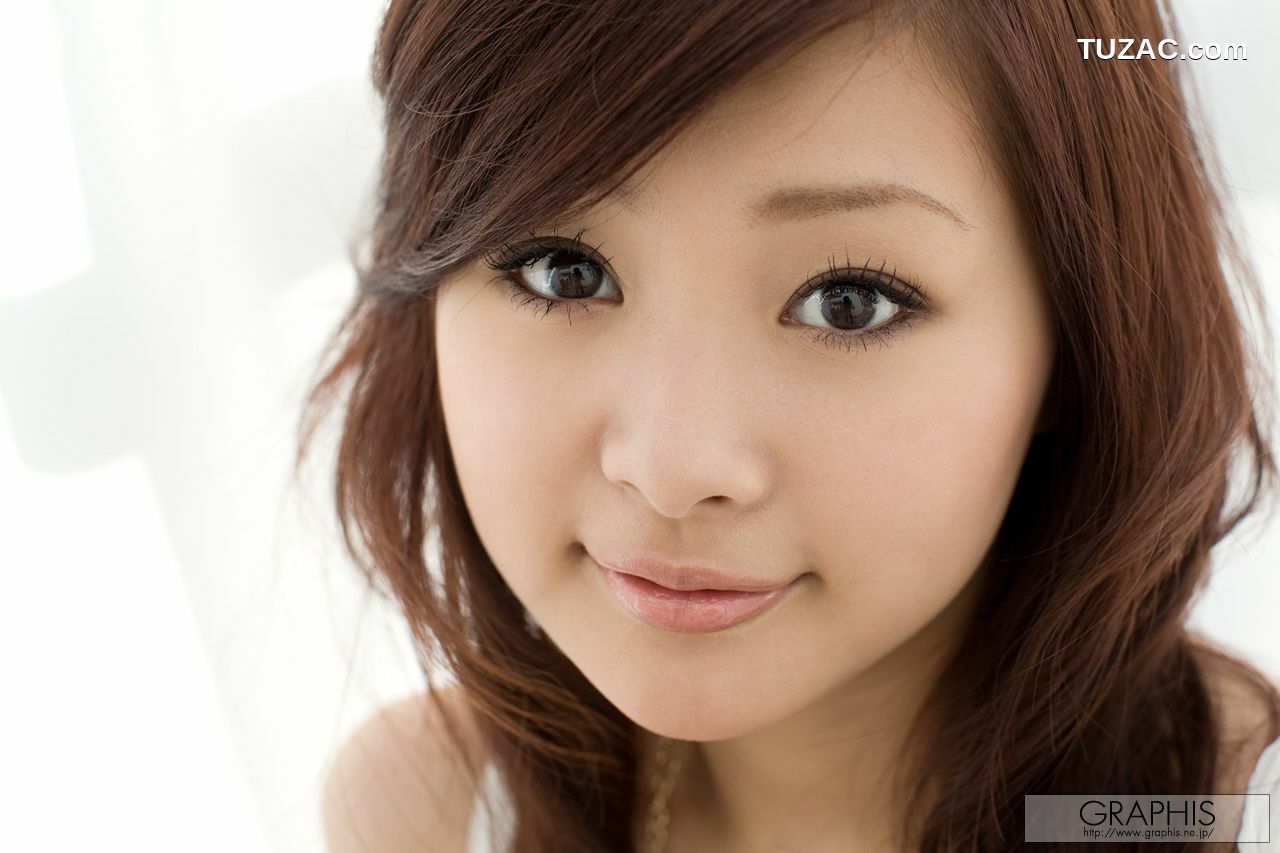 Graphis_Suzuka Ishikawa 石川铃华 First Gravure 初脱ぎ娘 写真集[31P]