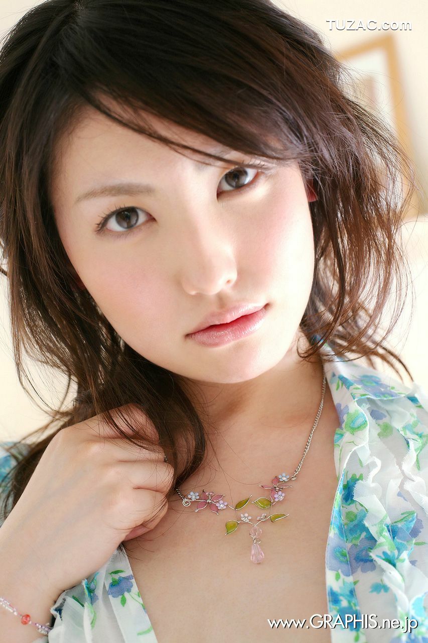 Graphis_Takako Kitahara 北原多香子 First Gravure 初脱ぎ娘 写真集[40P]