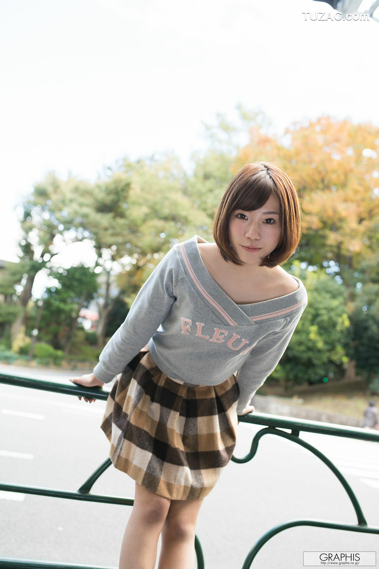 Graphis_Tsubasa 翼 First Gravure 初脫ぎ娘 写真集[50P]