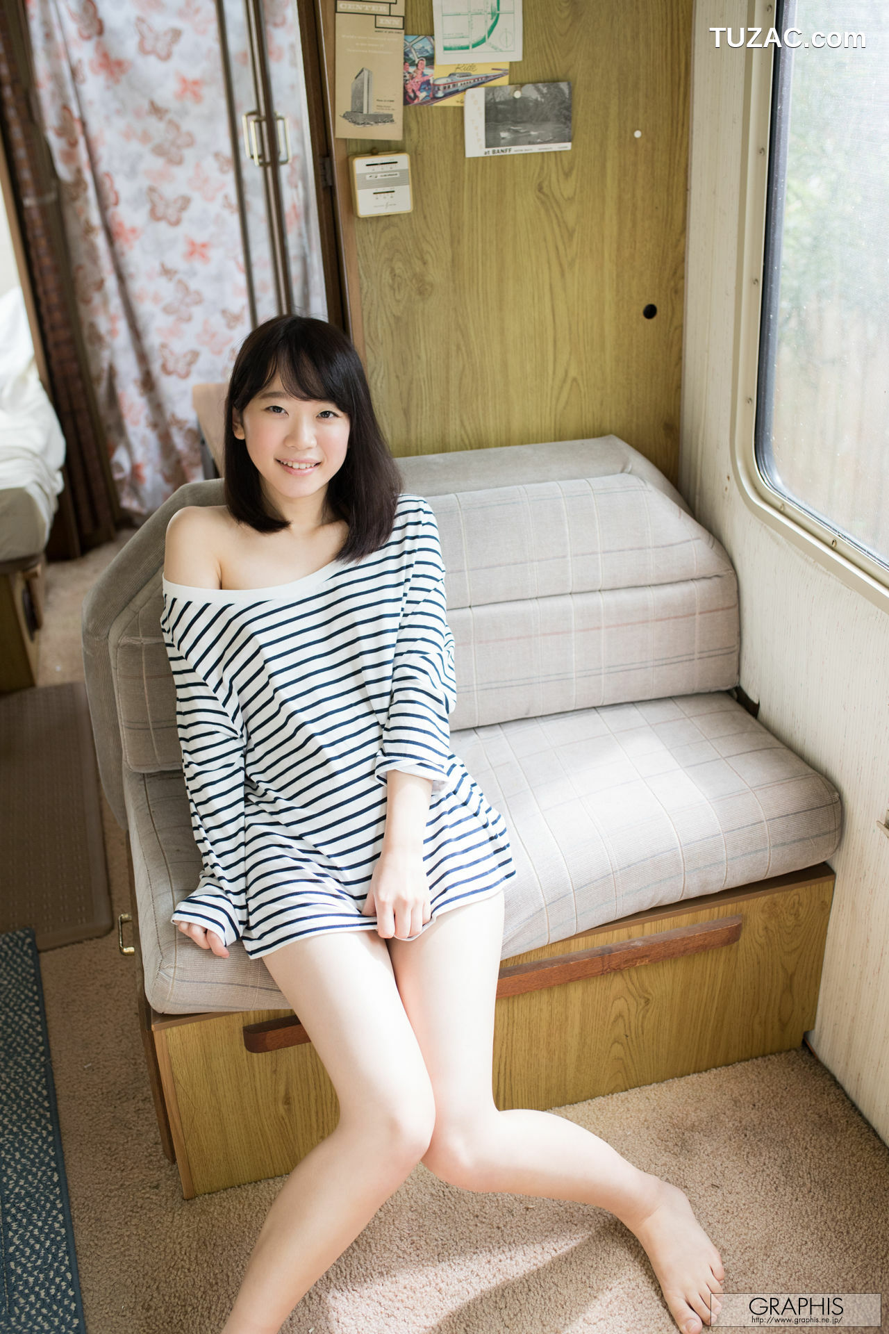 Graphis_Yura Kano 架乃ゆら First Gravure 初脫ぎ娘 写真集[59P]