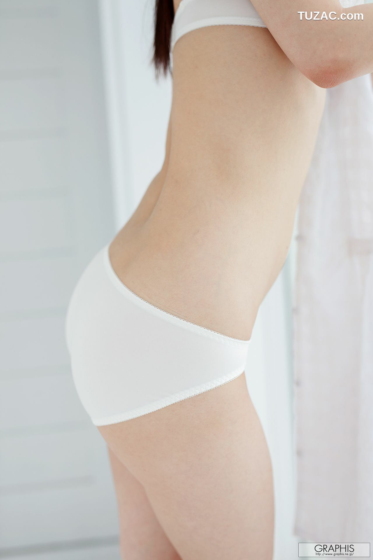 Graphis_Yuzu Kitagawa 北川ゆず/北川柚子 First Gravure 初脫ぎ娘 写真集[53P]