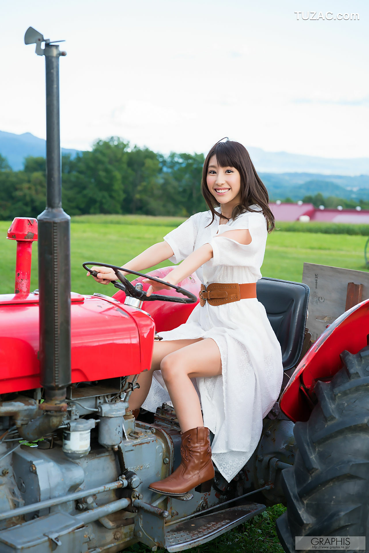 Graphis_あやみ旬果《Beautiful Body》 Gals 写真集[57P]