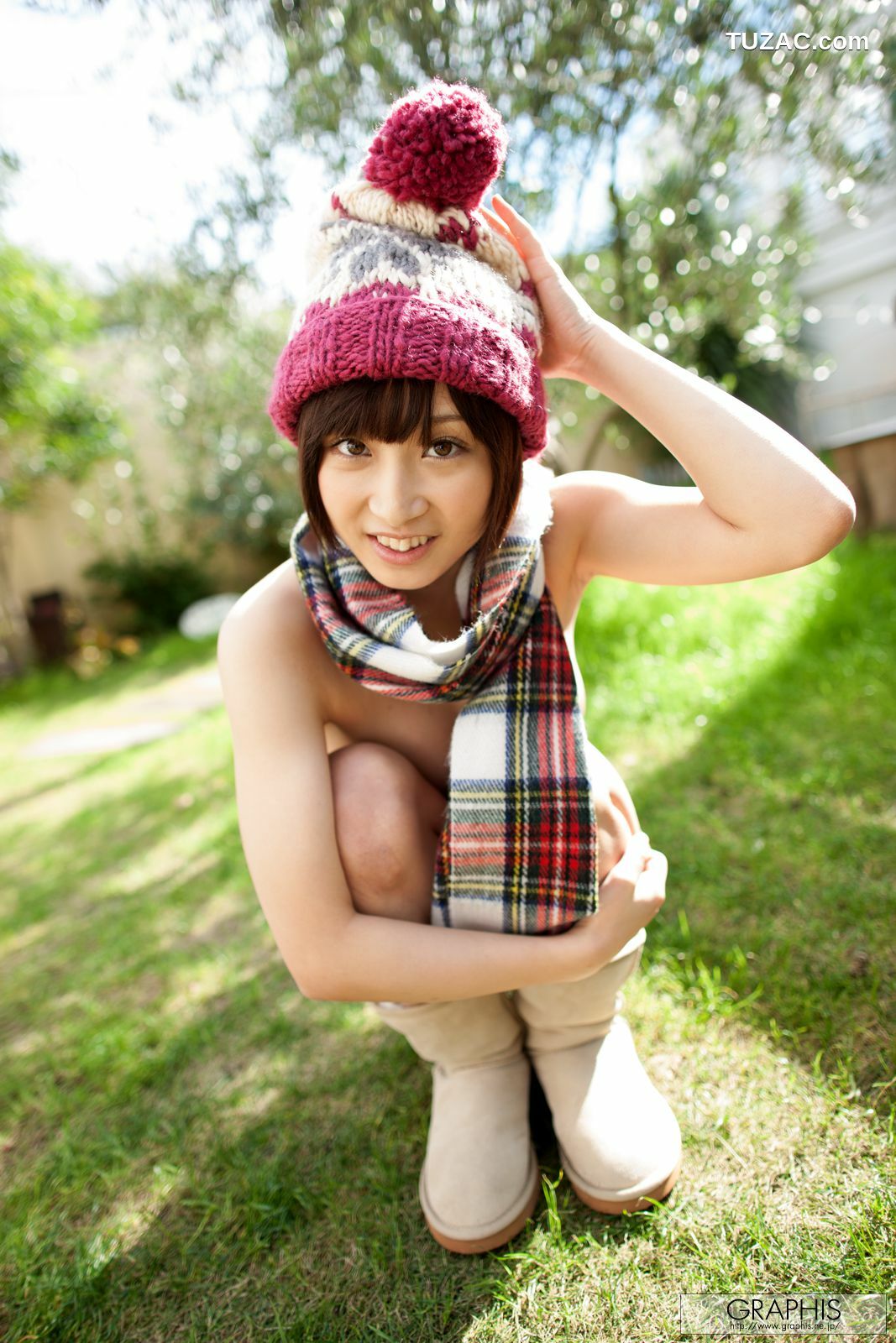 Graphis_きみの歩美/君野步美 First Gravure 初脱ぎ娘 写真集[54P]
