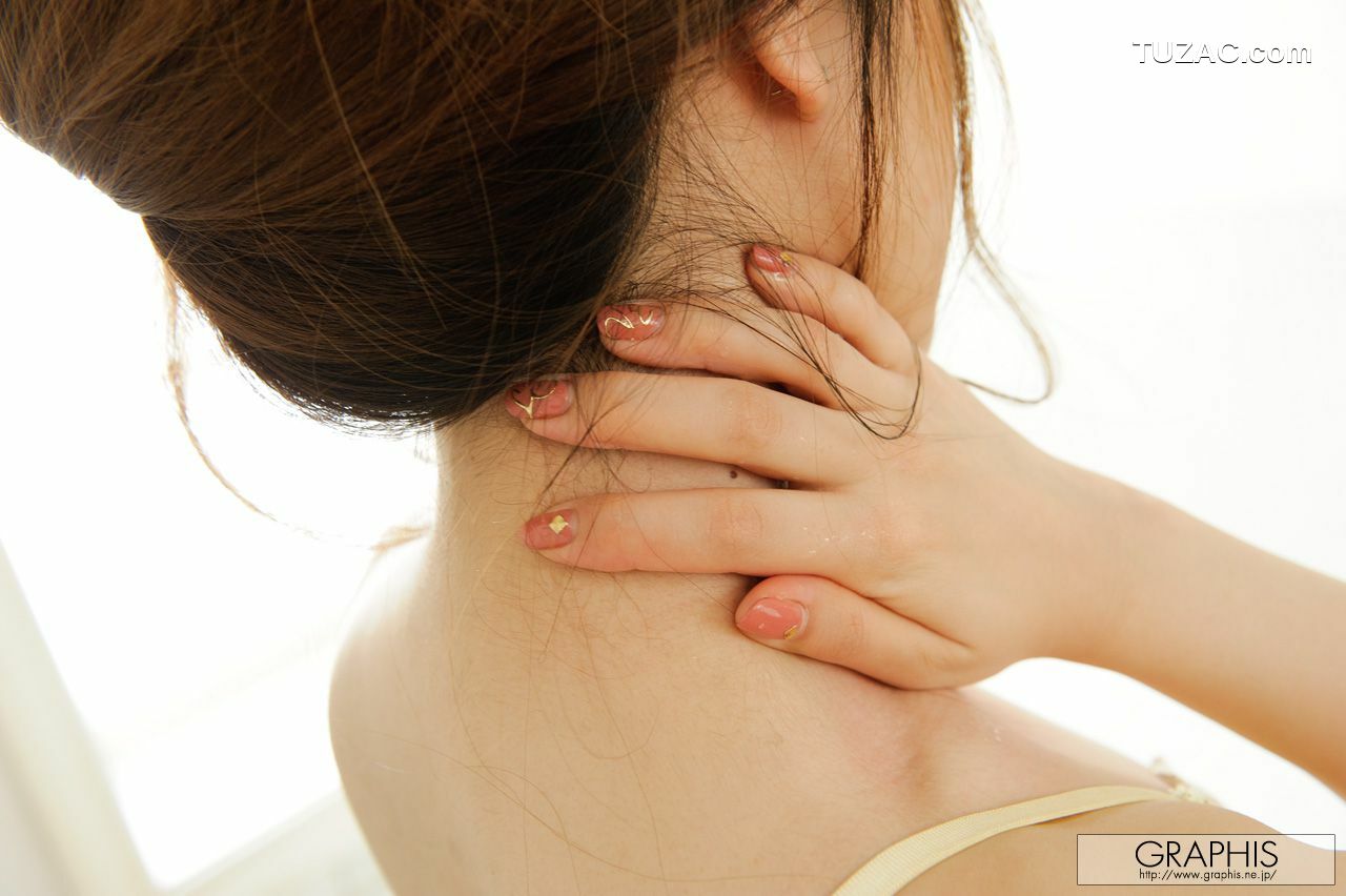 Graphis_ひなた唯/日向唯 First Gravure 初脱ぎ娘 写真集[20P]