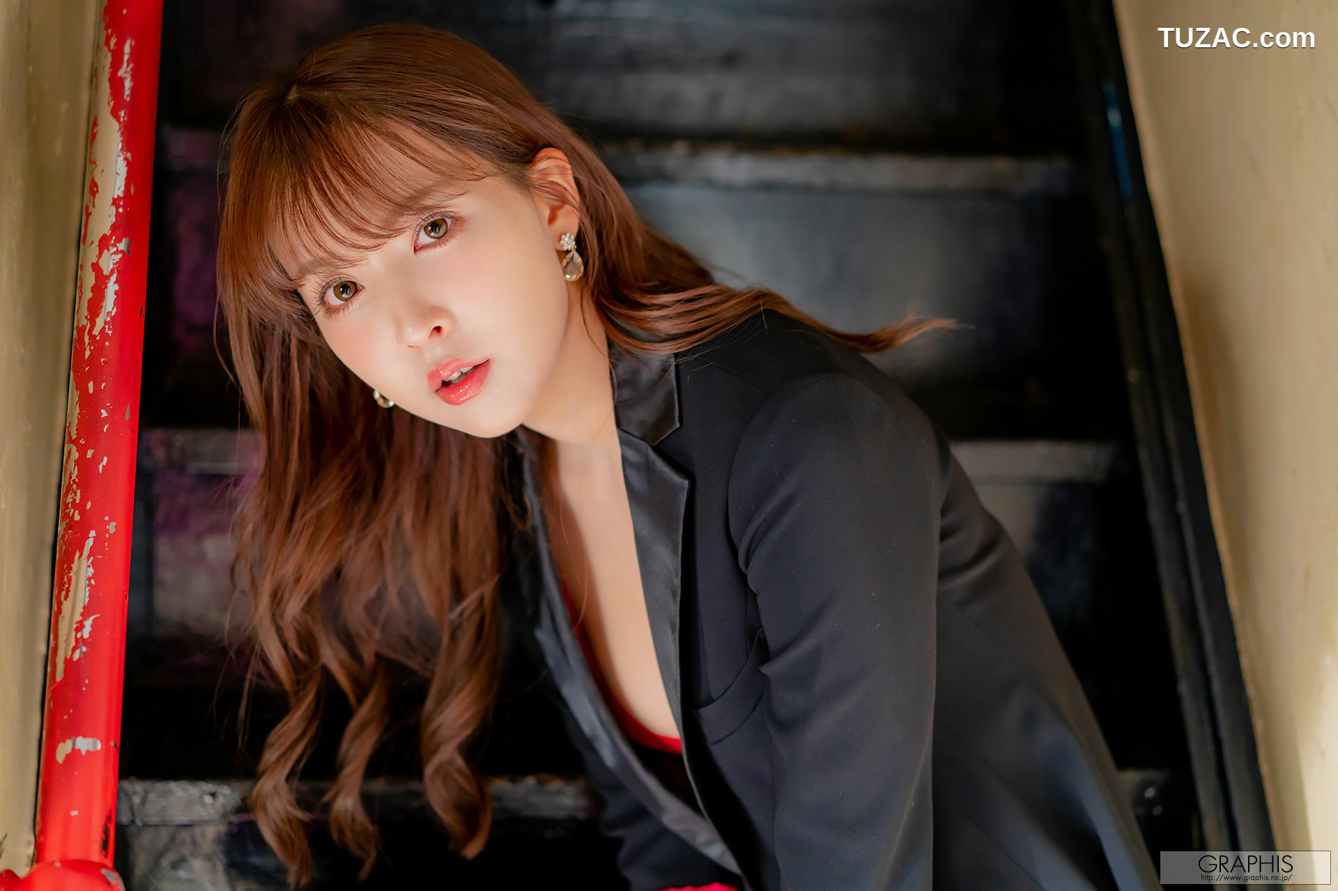 Graphis_三上悠亜《Sweet Smile》 Gals461 写真集[64P]