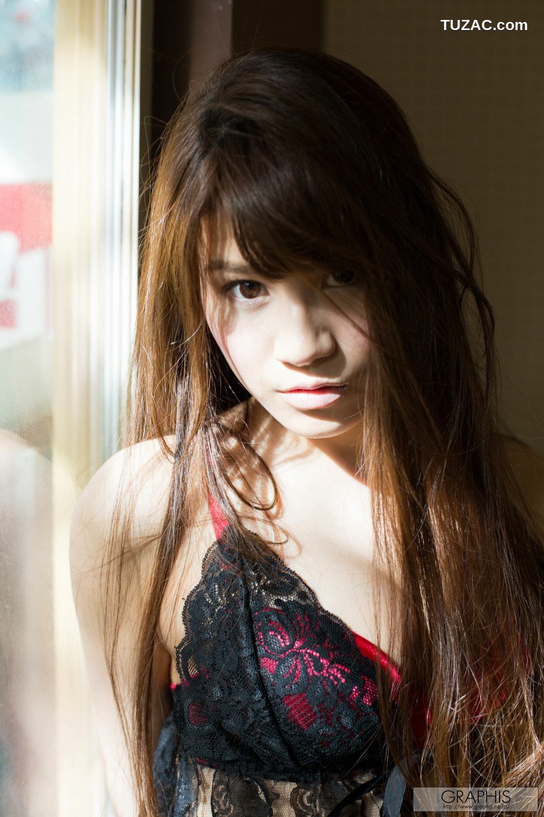 Graphis_二階堂あい/二阶堂爱《Love Doll》 Gals 写真集[43P]