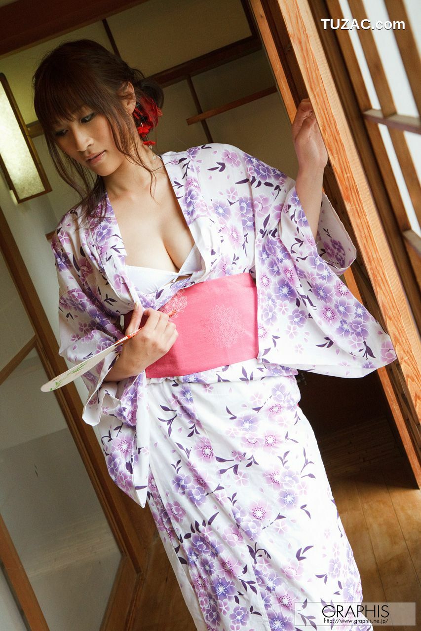 Graphis_二階堂ソフィア/二阶堂索菲亚《Dynamite》 Gals 写真集[16P]