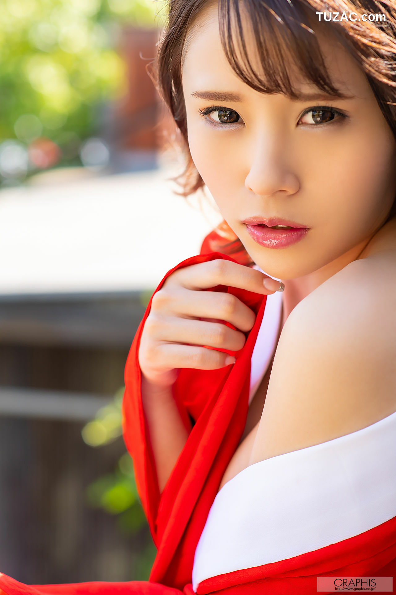 Graphis_伊藤舞雪《Snow Dance》 Gals 写真集[32P]