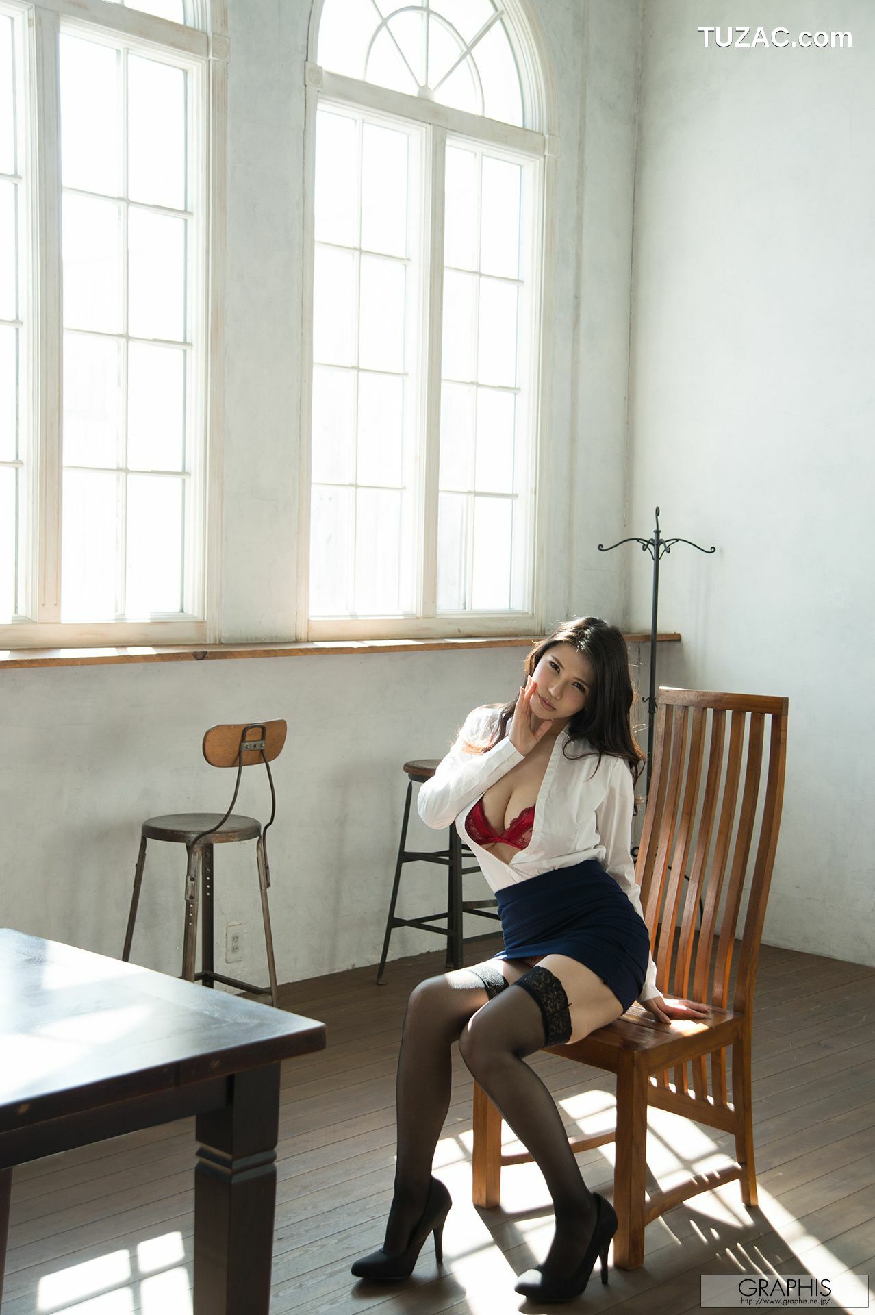 Graphis_冲田杏梨『Console』 Gals 写真集[55P]