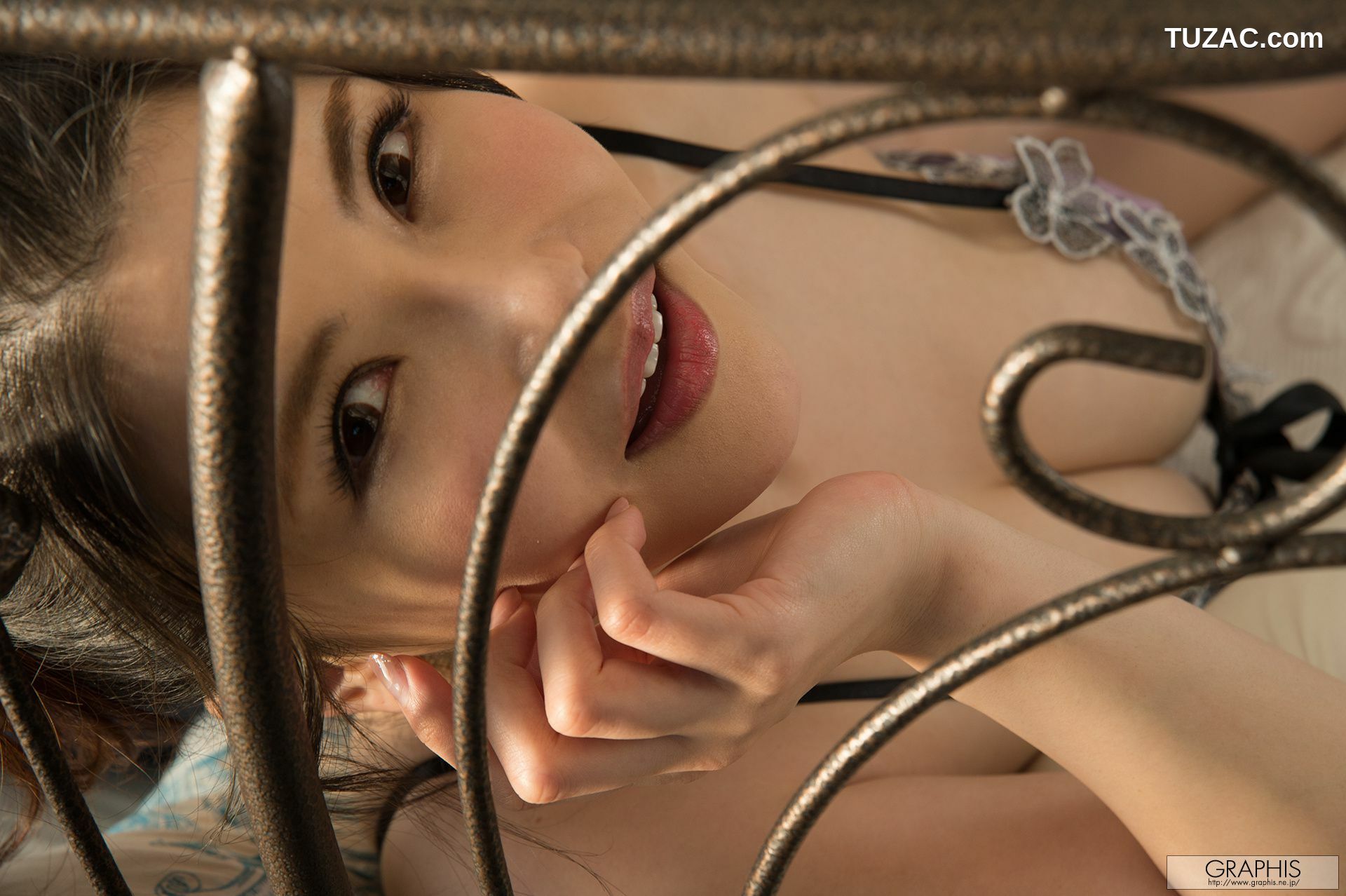 Graphis_冲田杏梨『Console』 Gals 写真集[55P]