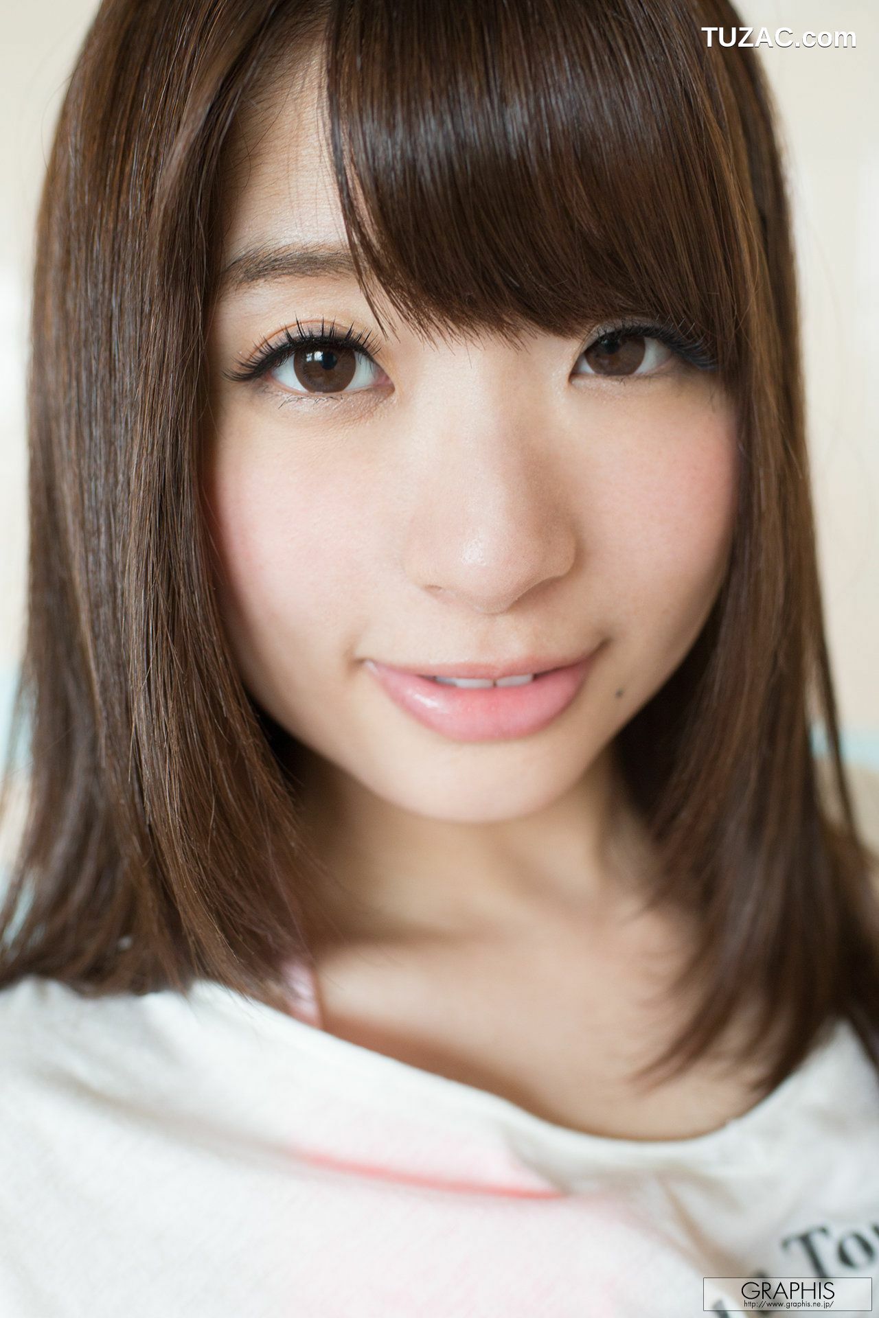 Graphis_初美沙希《Caucus Race》 Gals 写真集[39P]