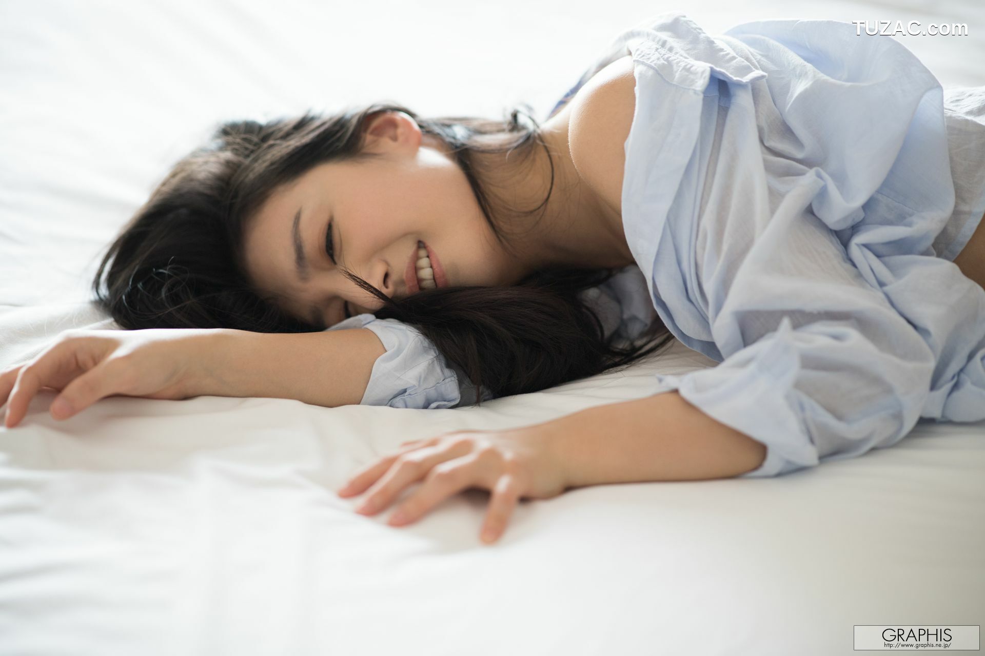 Graphis_古川いおり『Midday Illusion』 Gals 写真集[30P]