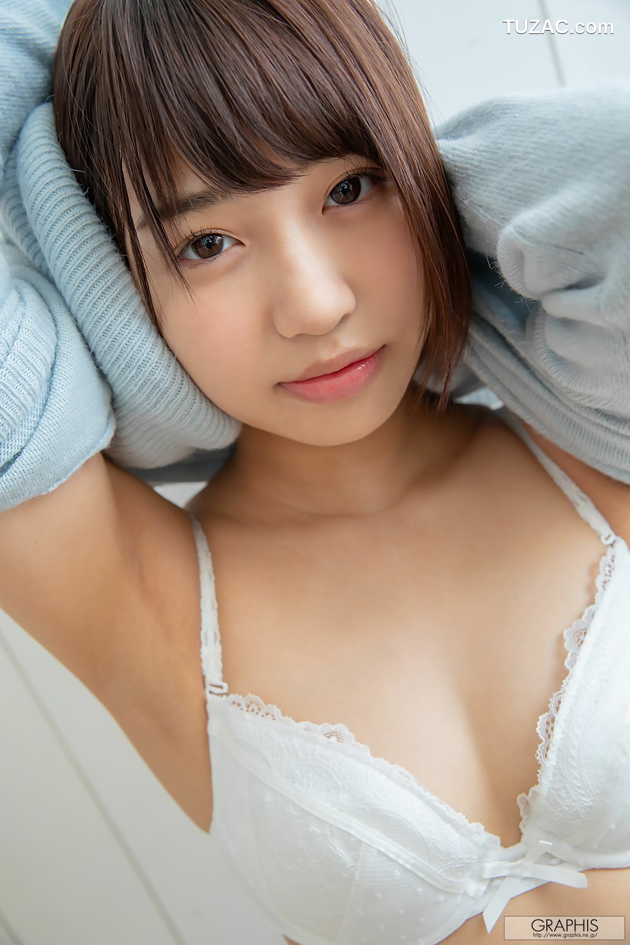 Graphis_唯井まひろ 《Pure Smile》 Gals 写真集[35P]