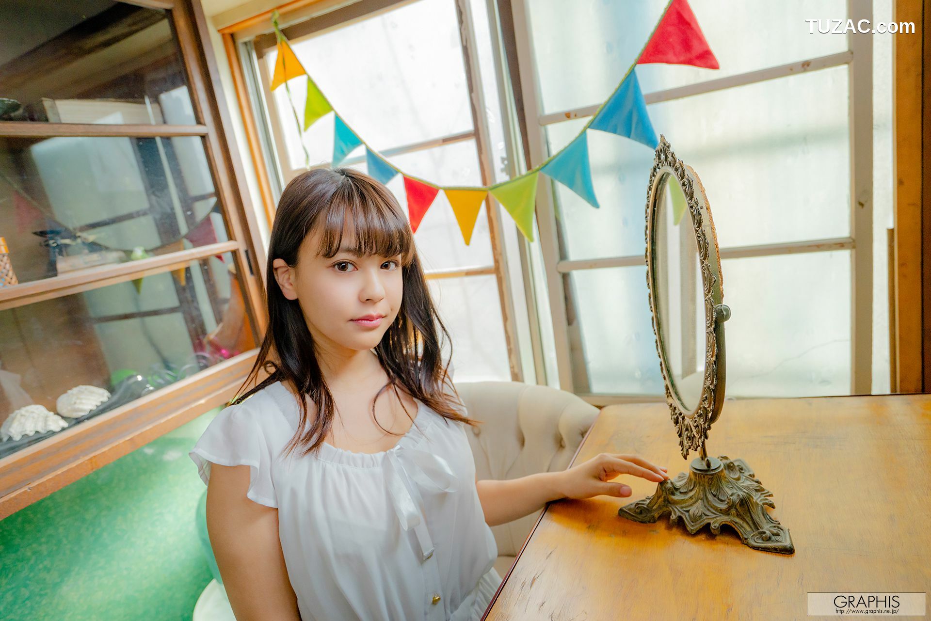 Graphis_夕美しおん/夕美紫苑《Corpo minimo》 Gals 写真集[56P]