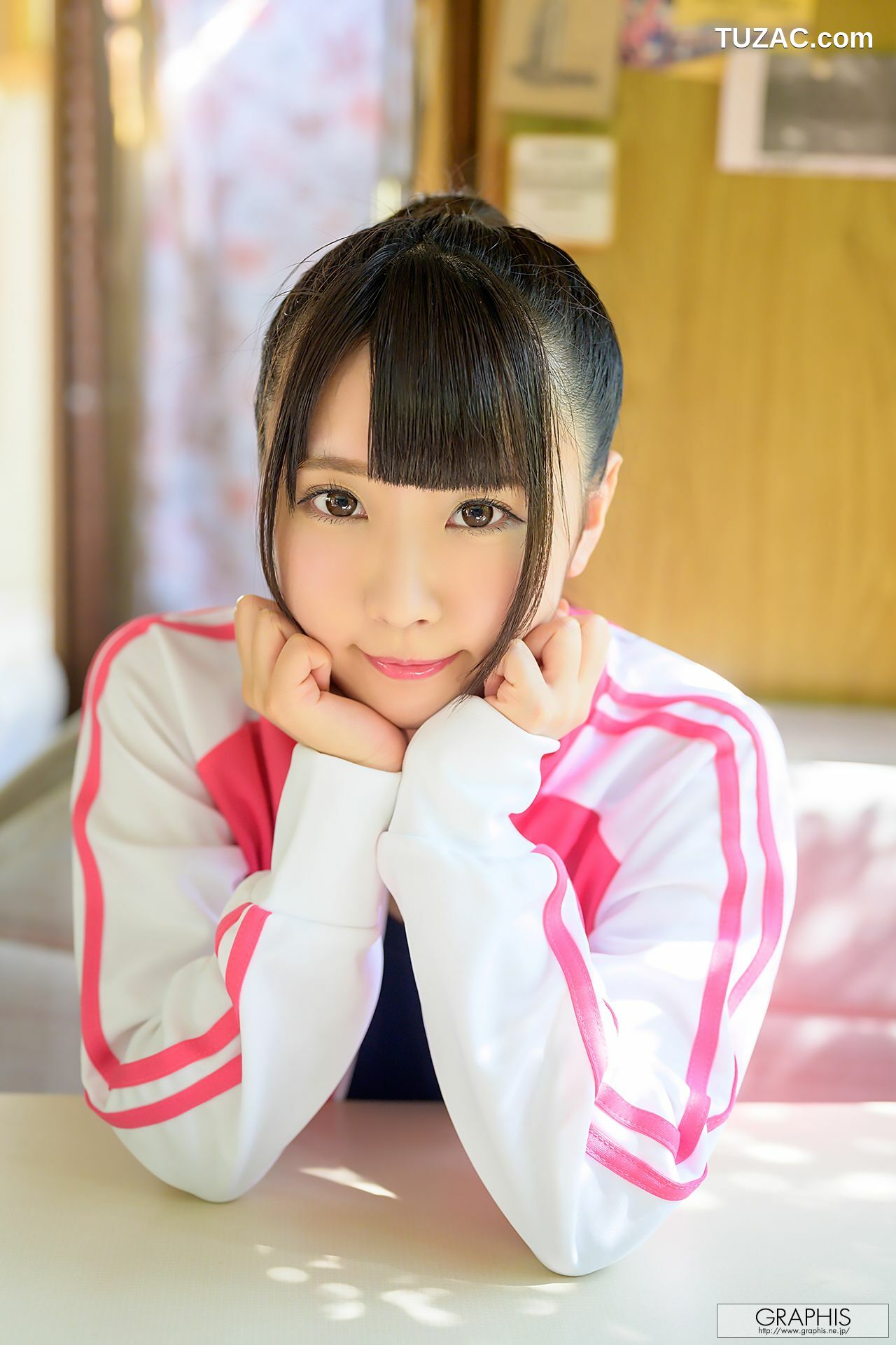 Graphis_夢見照うた(梦见照歌)《Innocent Girl》 Special 写真集[69P]