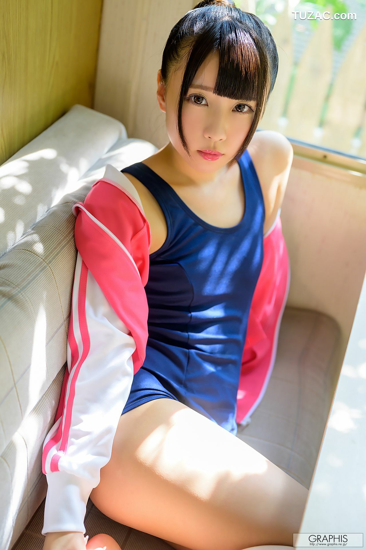 Graphis_夢見照うた(梦见照歌)《Innocent Girl》 Special 写真集[69P]