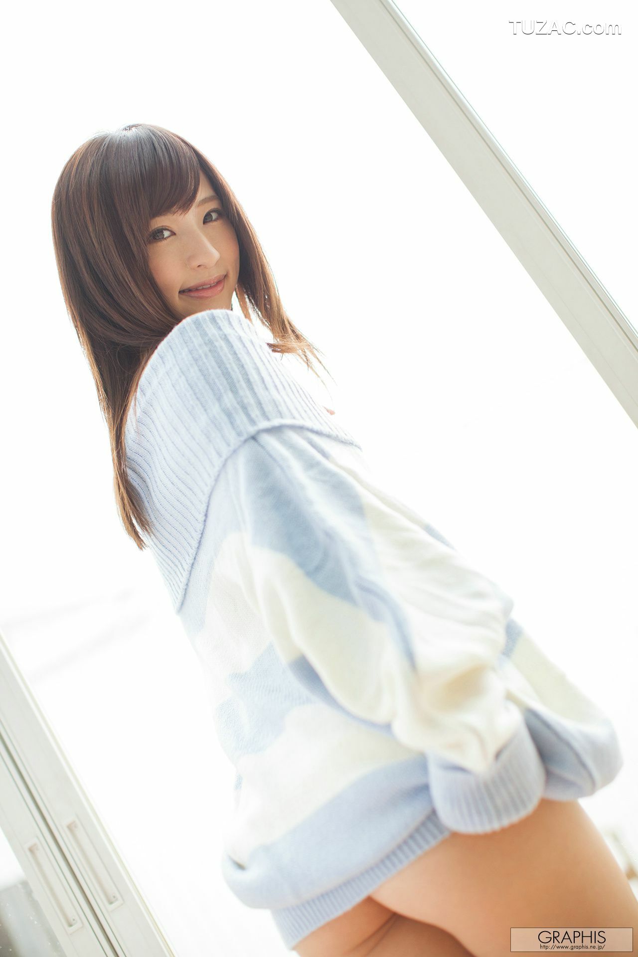 Graphis_天使もえ《Fluff》 Gals 写真集[39P]