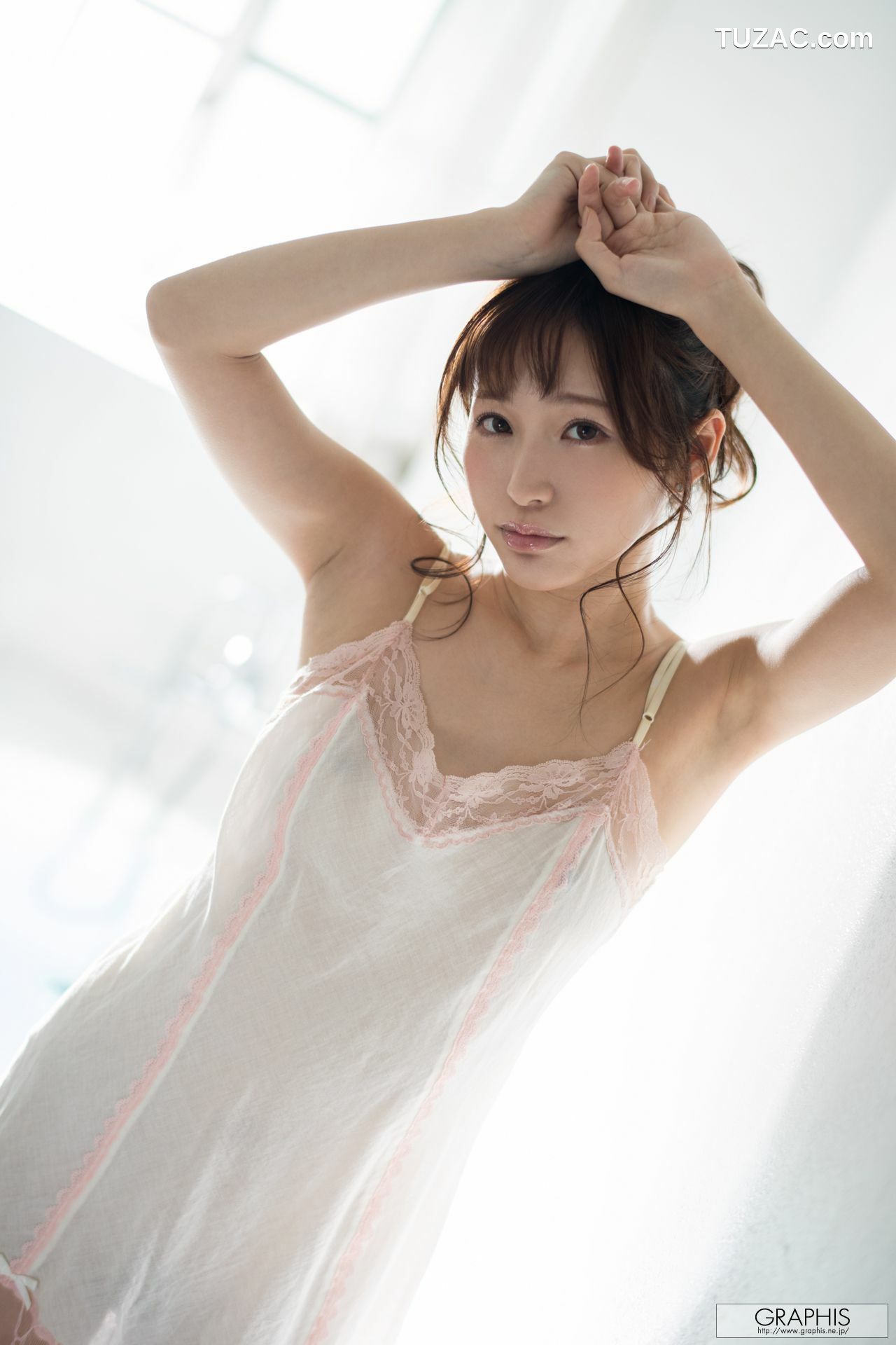 Graphis_天使もえ『Fairy Angel』 Gals 写真集[52P]