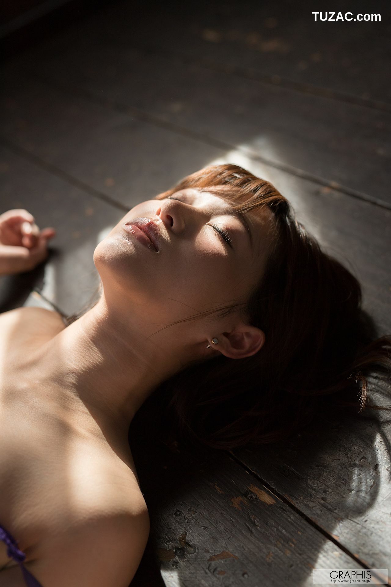 Graphis_天使もえ『Fairy Angel』 Gals 写真集[52P]