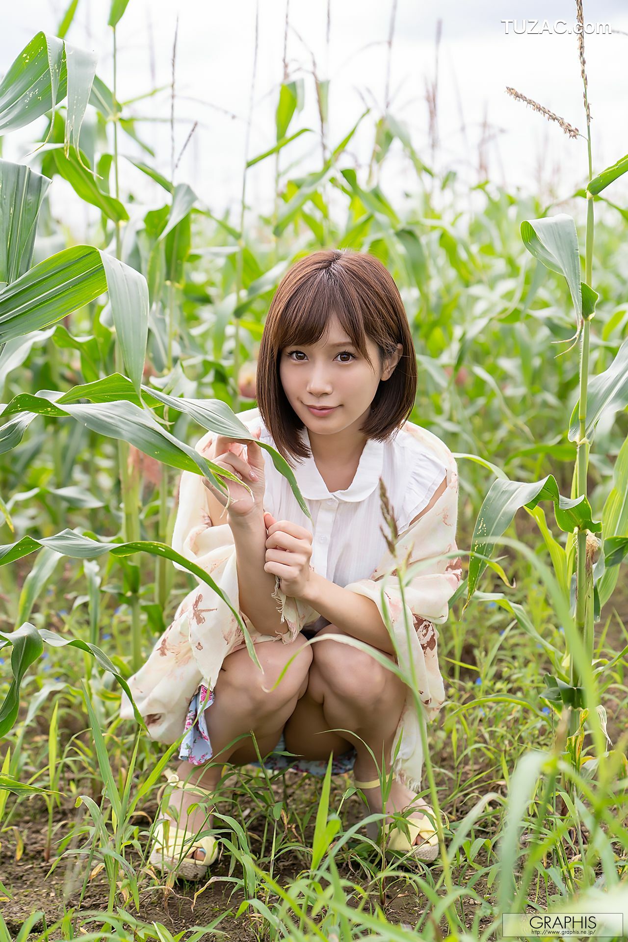 Graphis_小島みなみ《Can you come here!》 WINTER SPECIAL 2018 写真集[50P]