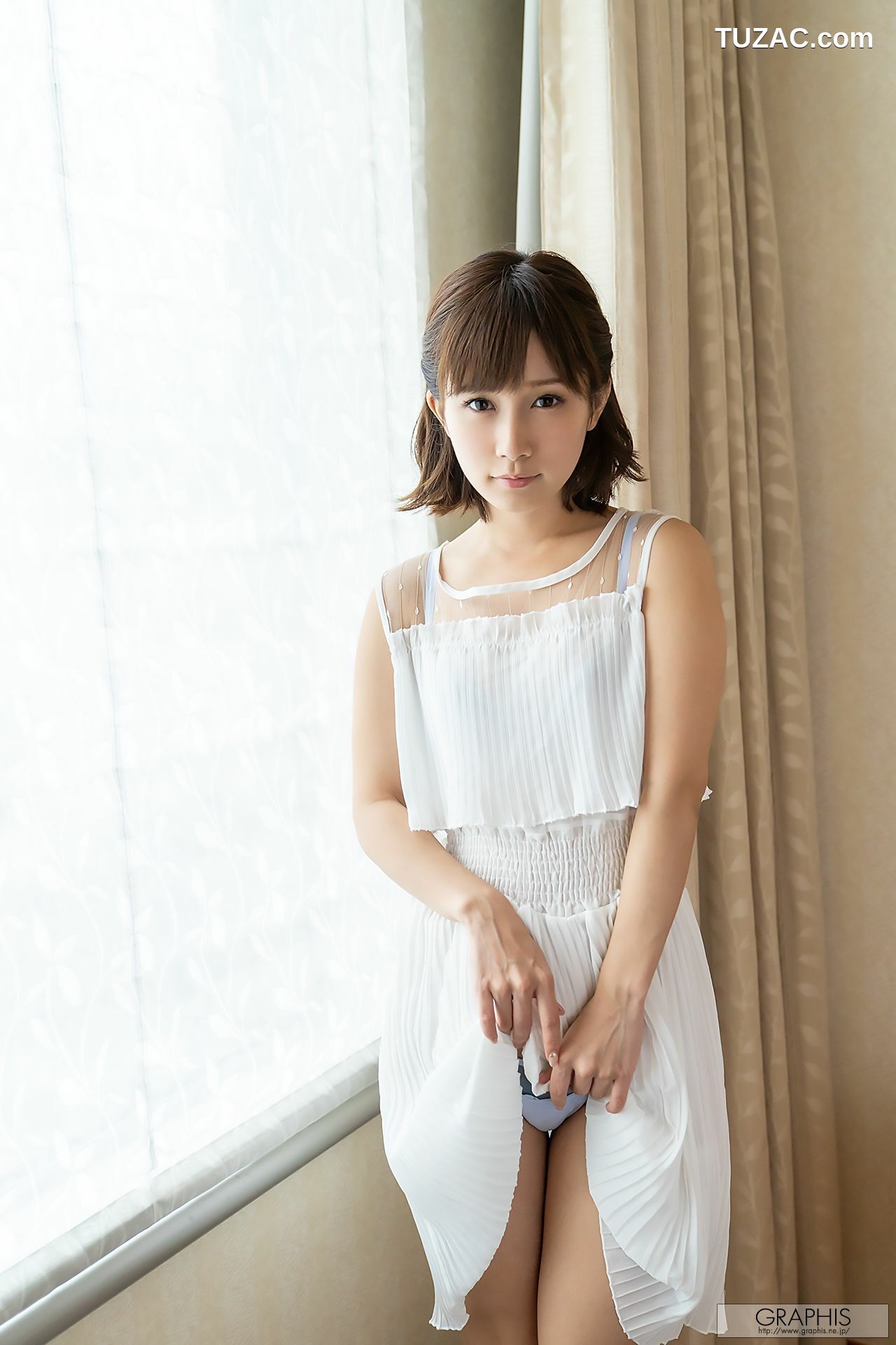 Graphis_小島みなみ《Can you come here!》 WINTER SPECIAL 2018 写真集[50P]