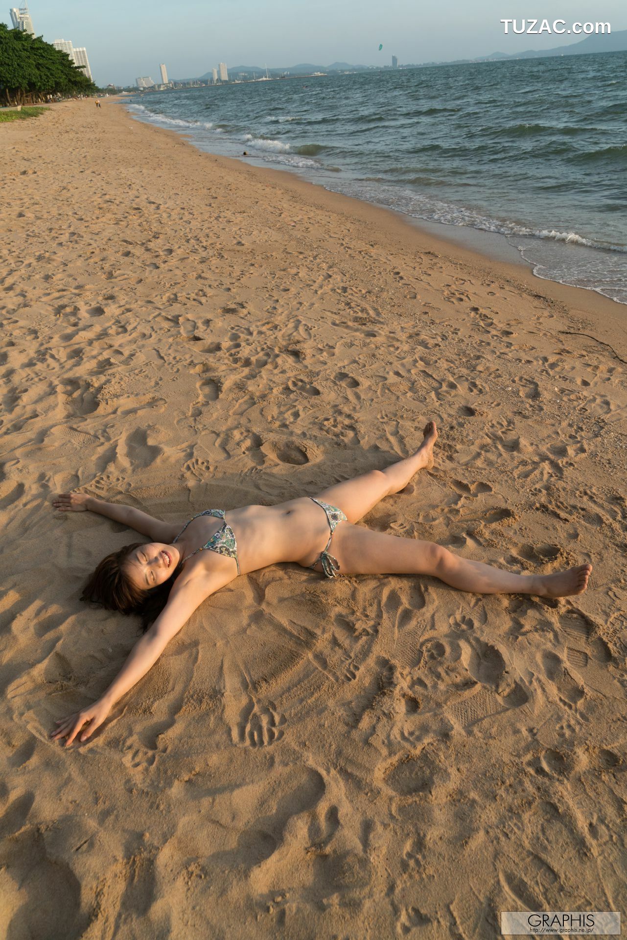 Graphis_市川まさみ《Fascinating Rest》 Gals 写真集[41P]