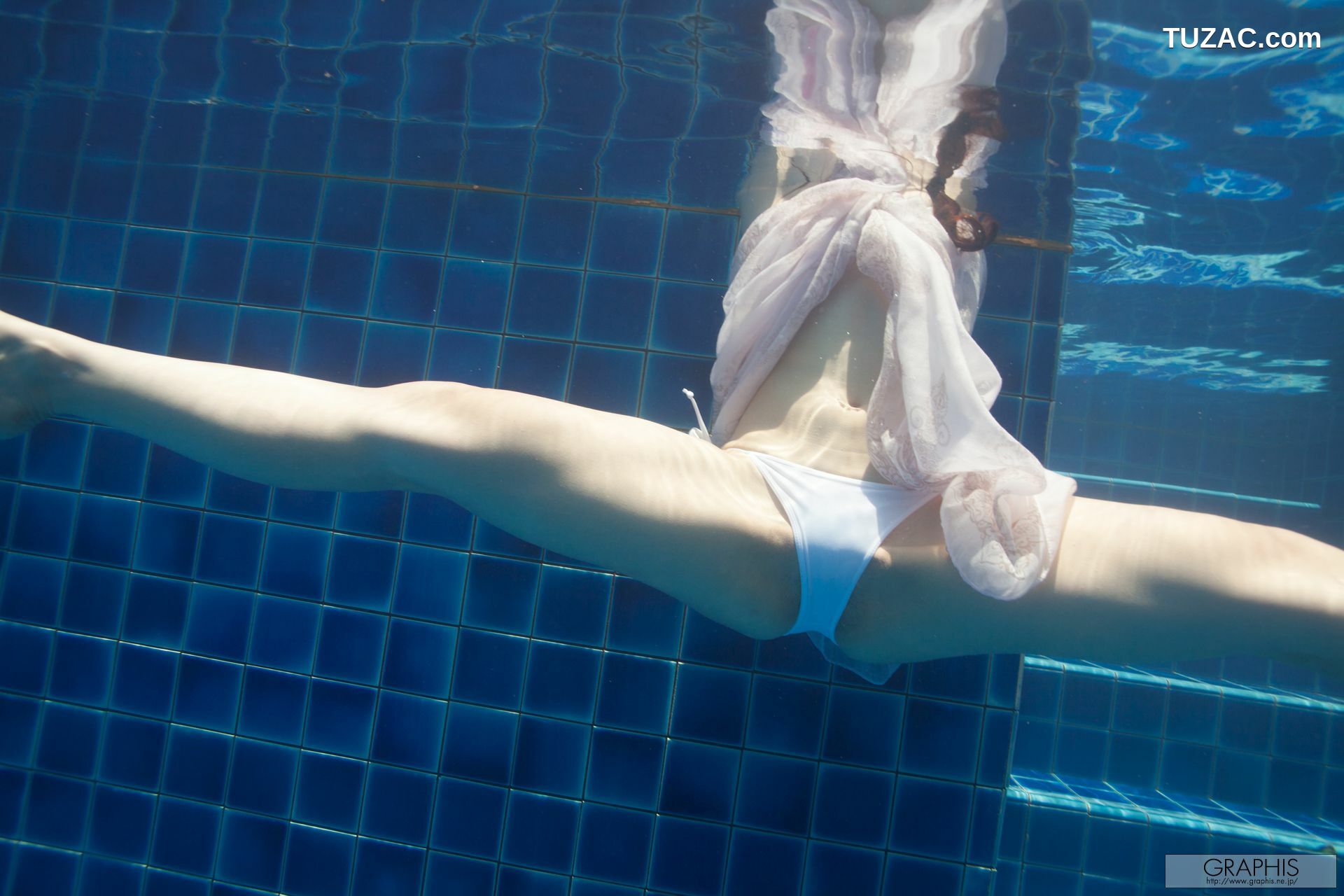 Graphis_市川まさみ《Fascinating Rest》 Gals 写真集[41P]