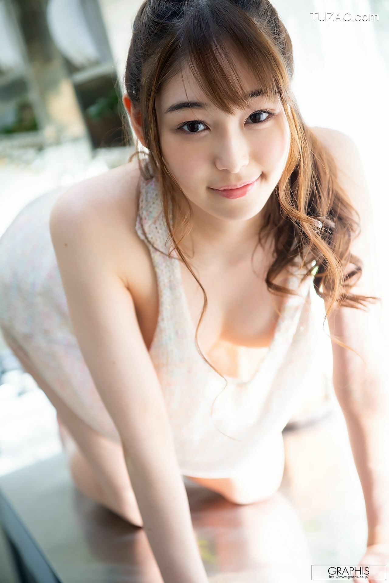 Graphis_新名あみん《AMIN》 Gals460 写真集[73P]