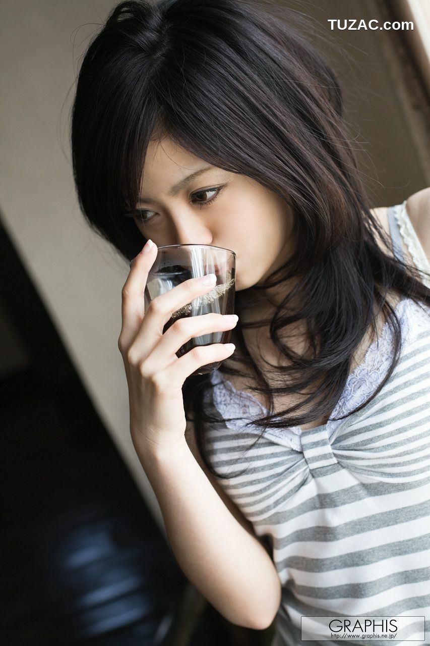 Graphis_有希ちな/有希千奈《Sexy Bash》 Gals 写真集[19P]