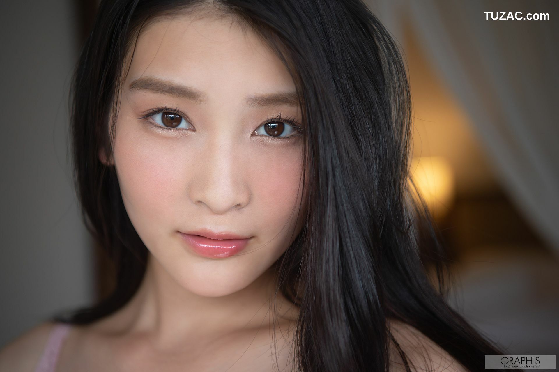 Graphis_本庄鈴《A NEW STAR!》 Gals436 写真集[54P]