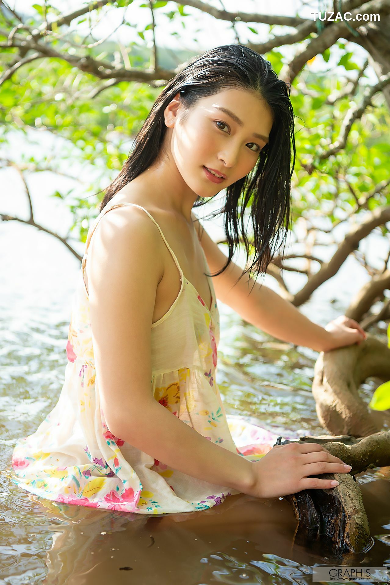 Graphis_本庄鈴《A NEW STAR!》 Gals436 写真集[54P]