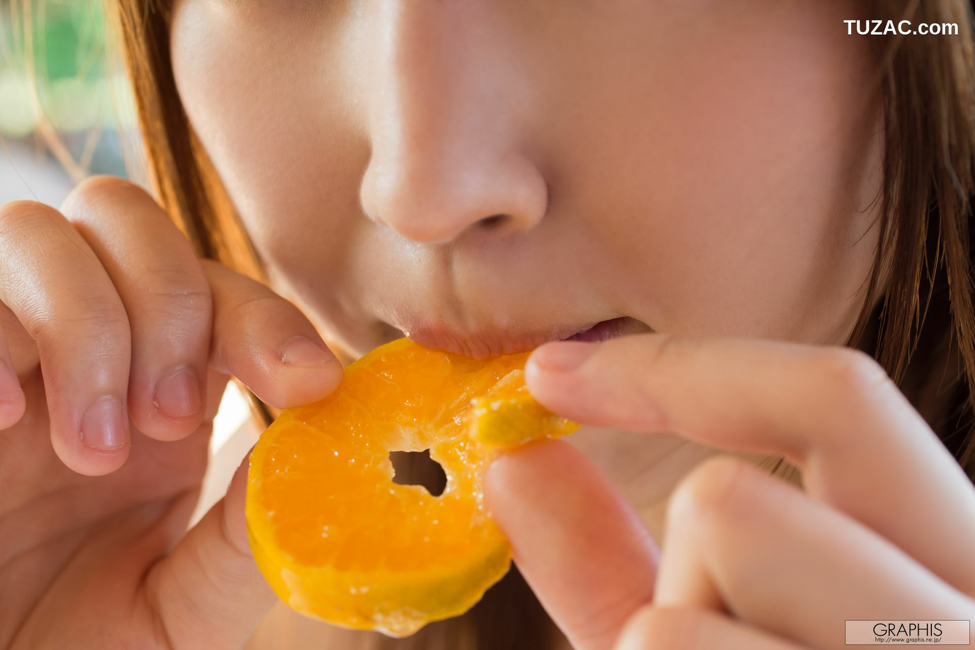 Graphis_松本菜奈実《GRAVURE GIRL!》 Gals 写真集[27P]