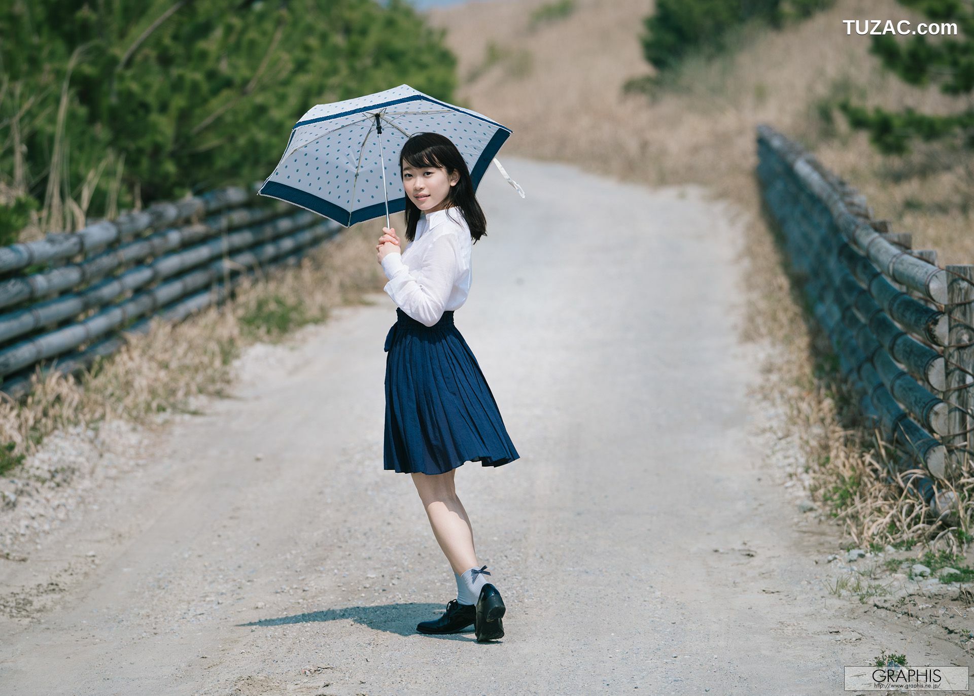 Graphis_架乃ゆら『YU・RA・RA』 BON SPECIAL 2018 写真集[59P]