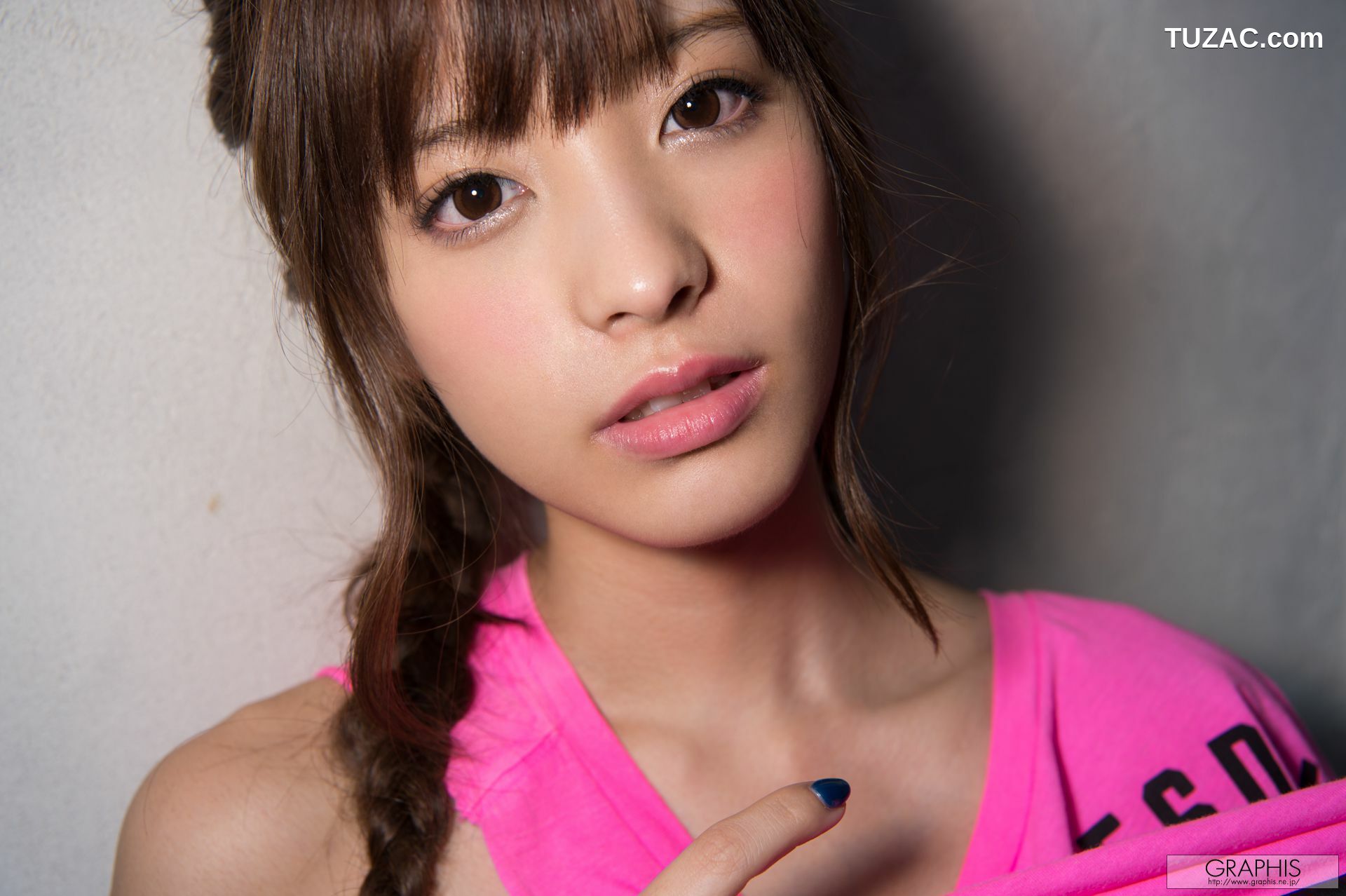 Graphis_桃乃木かな『Dazzling fruit』 Gals 写真集[55P]