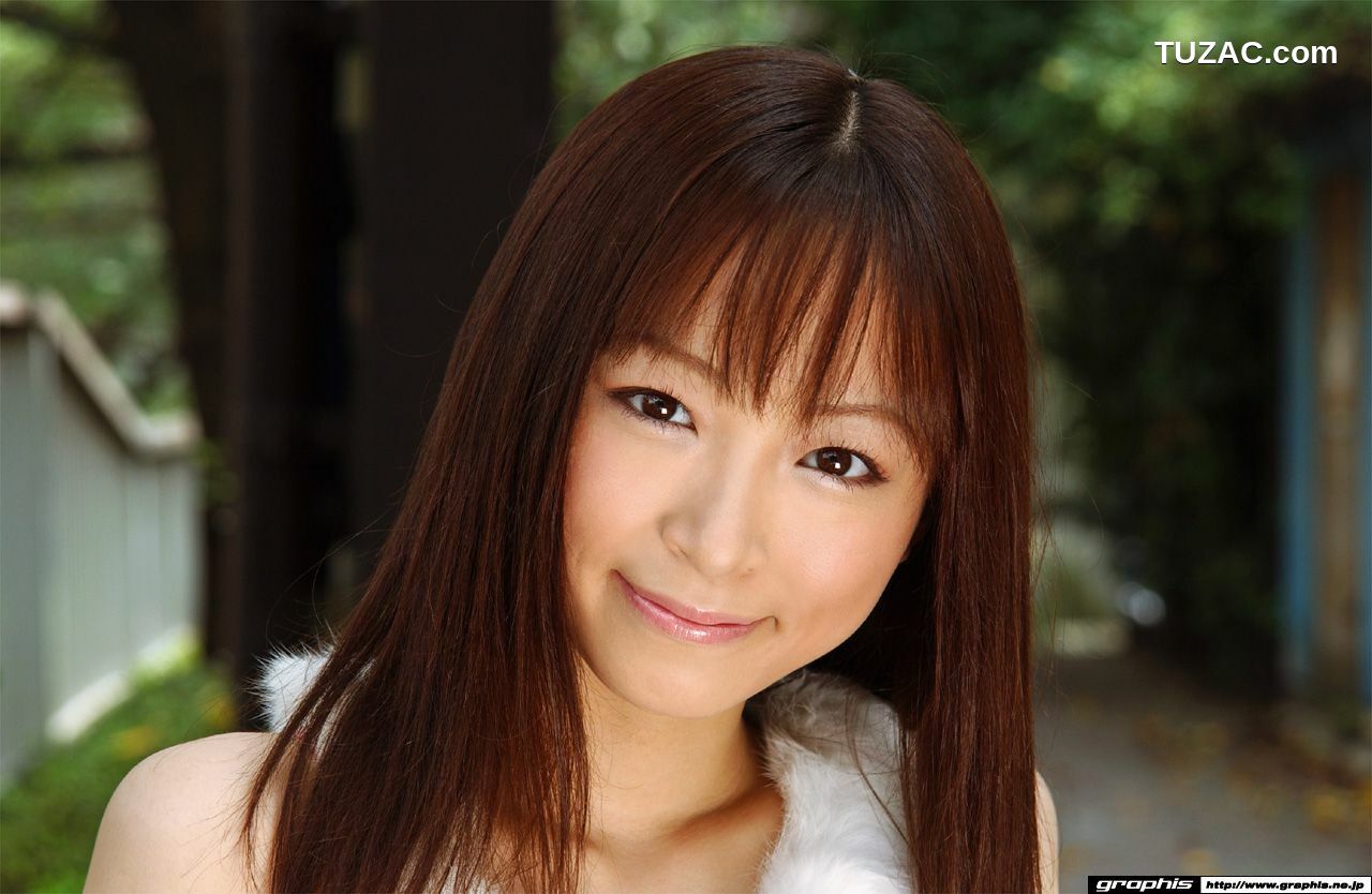 Graphis_桃瀬えみる/桃瀨惠美流 《Ruby Marmalade》 Gals 写真集[18P]