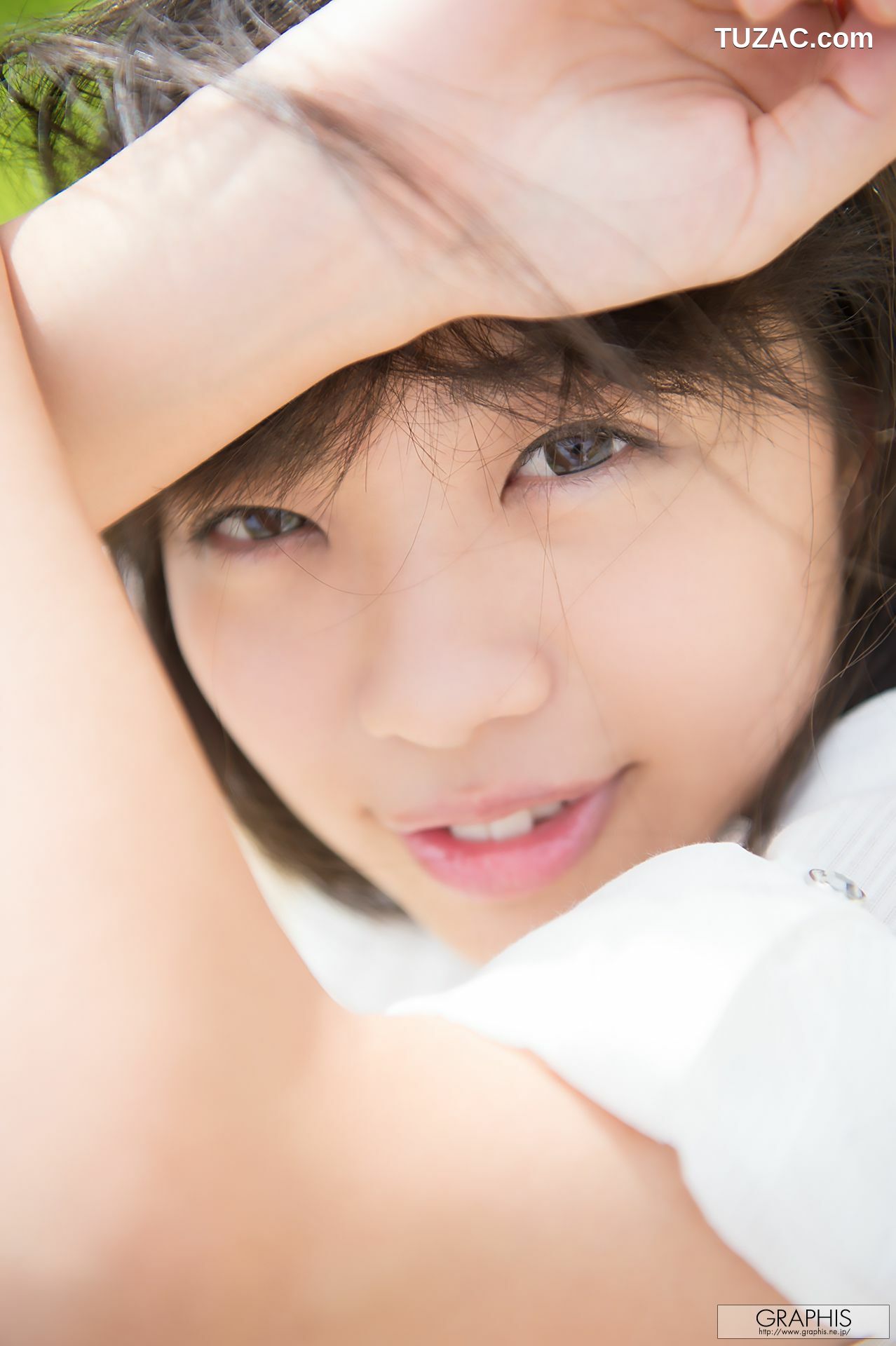 Graphis_桐谷まつり(桐谷茉莉)《Voluptuous Body!》 Early Winter Special 2018 写真集[67P]