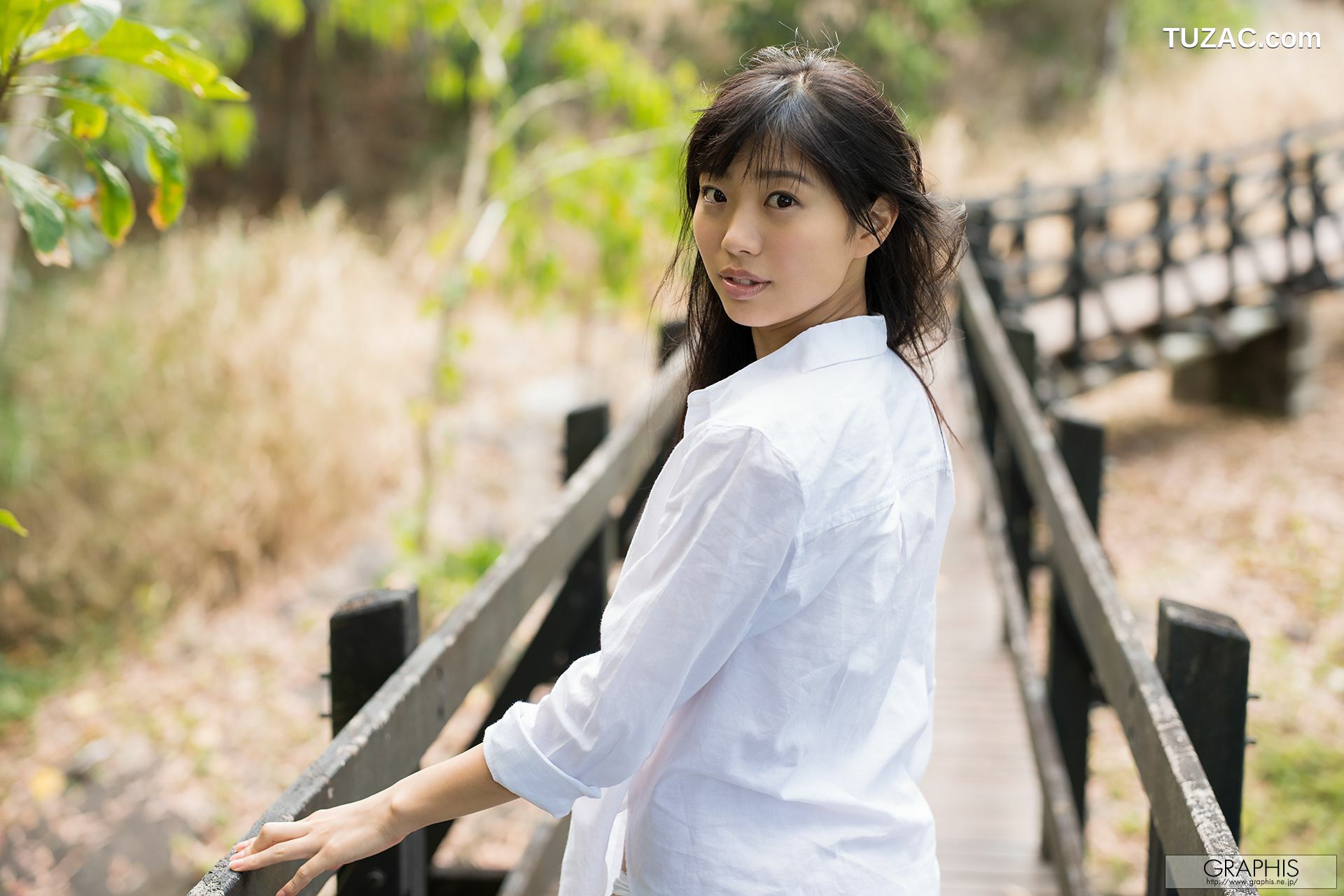 Graphis_桐谷まつり/桐谷茉莉『Soleil』 SPRING SPECIAL 2018 写真集[69P]