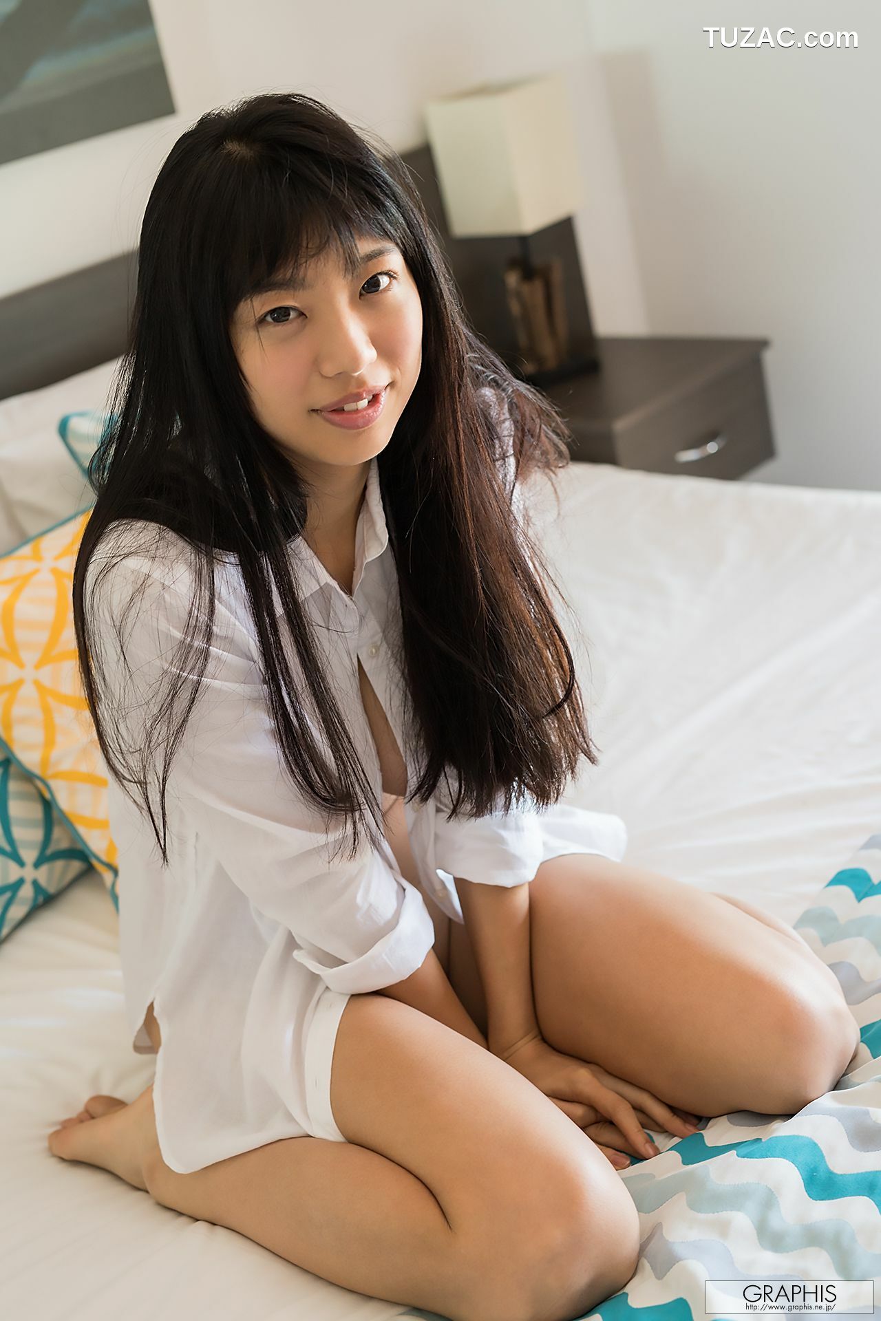 Graphis_桐谷まつり/桐谷茉莉『Soleil』 SPRING SPECIAL 2018 写真集[69P]