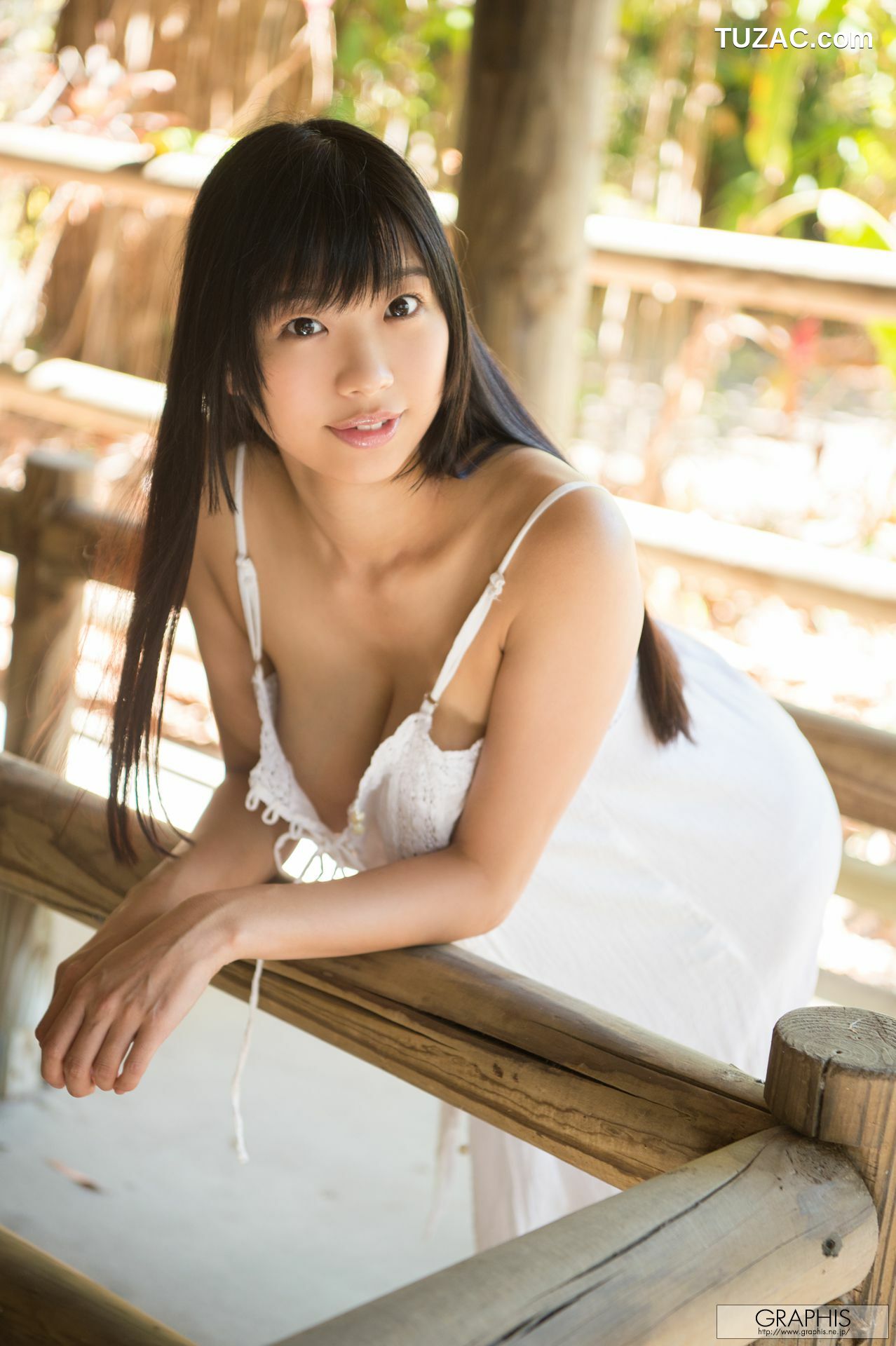 Graphis_桐谷まつり/桐谷茉莉『Soleil』 SPRING SPECIAL 2018 写真集[69P]