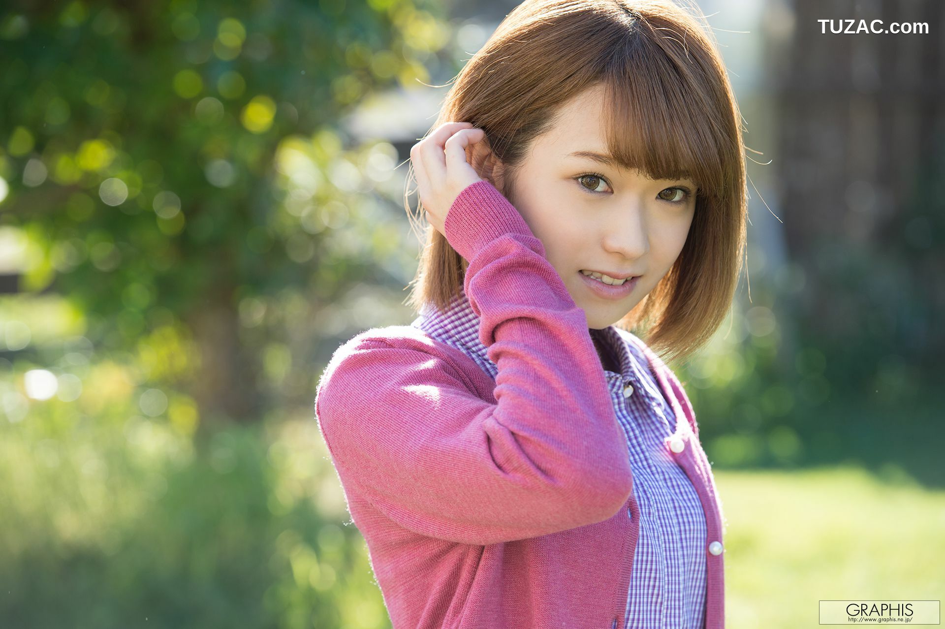 Graphis_椎名そら/椎名空『In Color』 Gals 写真集[45P]