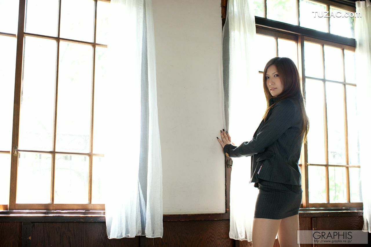 Graphis_椎名ゆな/椎名由奈《PLATINUM》 Gals 写真集[34P]
