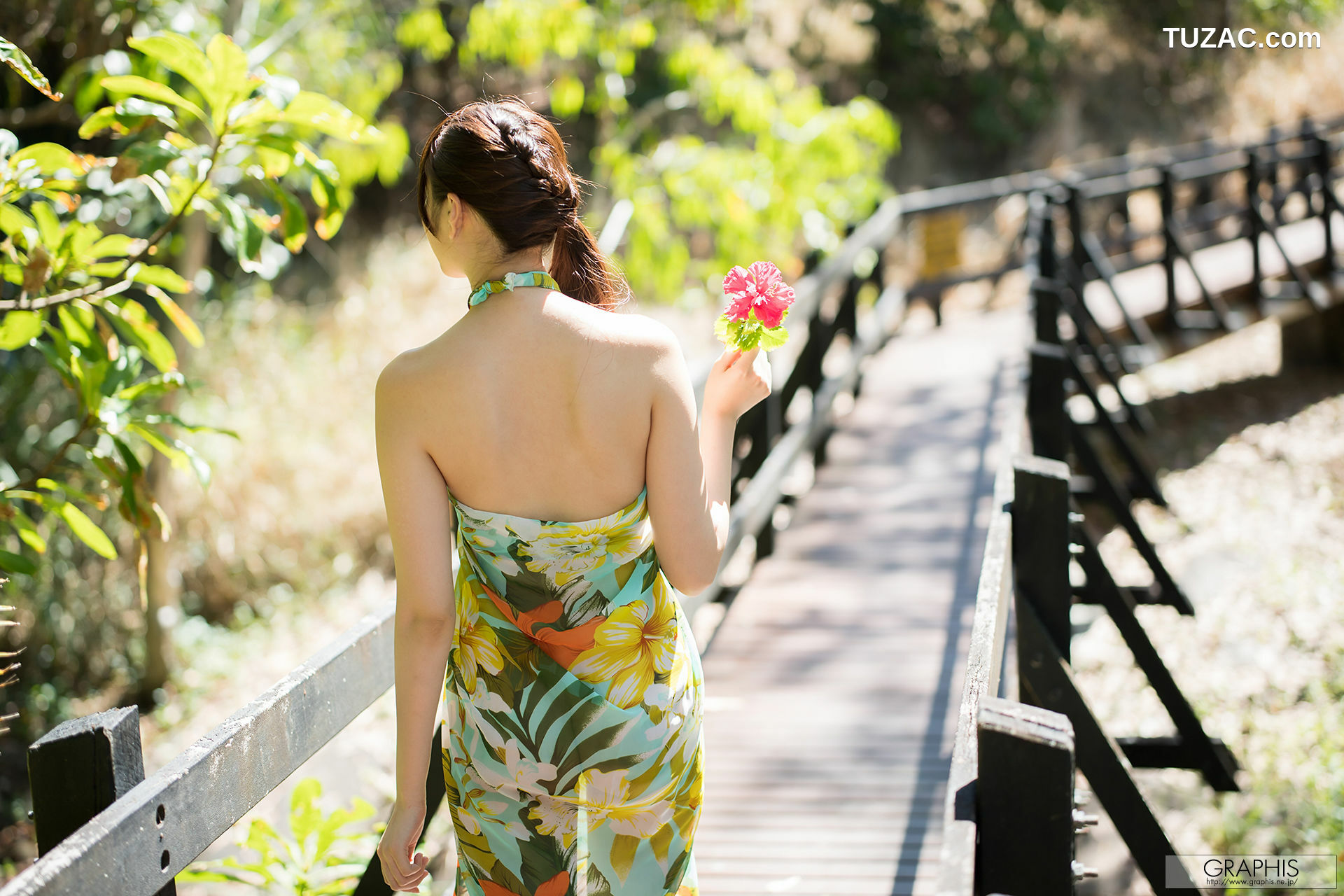 Graphis_橋本ありな [Graphis] Special 写真集[88P]