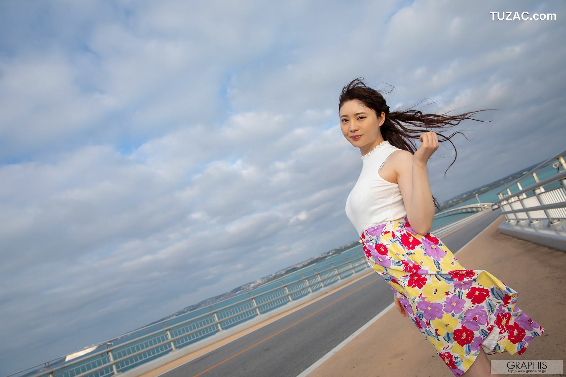 Graphis_沙月とわ/沙月永远《ETERNAL MOON》 Gals435 写真集[52P]