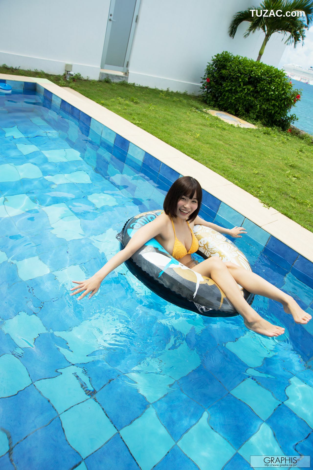 Graphis_河合あすな《Godly beautiful breast》 Gals444 写真集[69P]